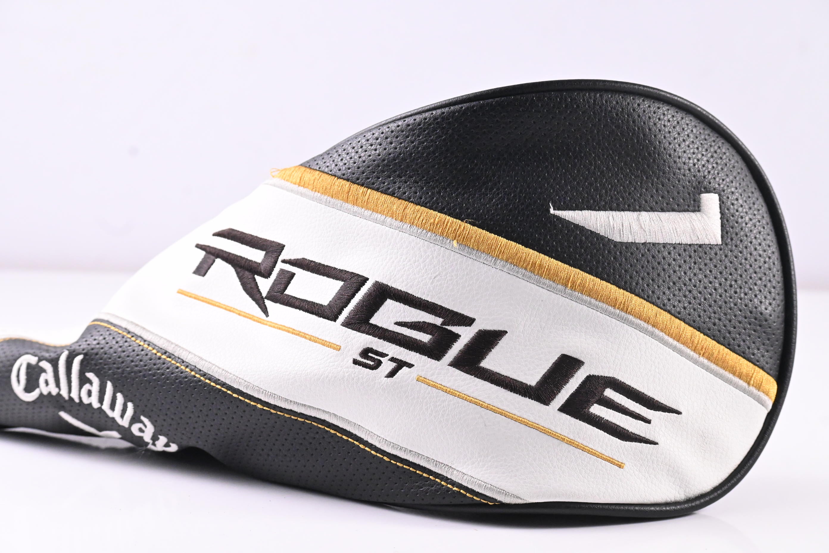 Callaway Rogue ST MAX Driver / 10.5 Degree / Regular Flex HZRDUS T800 55 Shaft