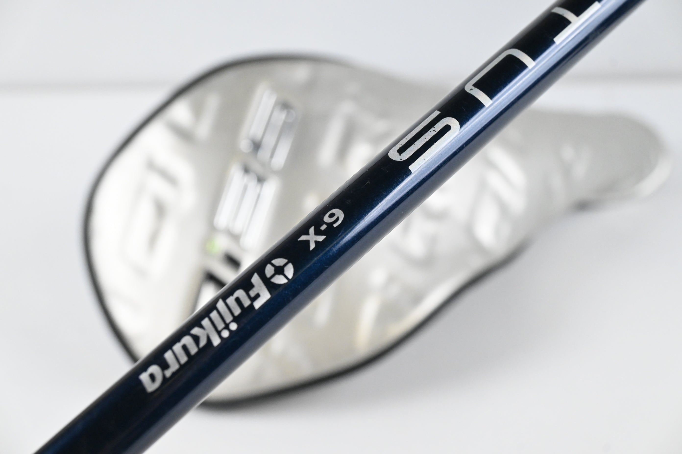Taylormade Qi35 Driver / 10.5 Degree / X-Flex Ventus Blue 6 Velocore Shaft