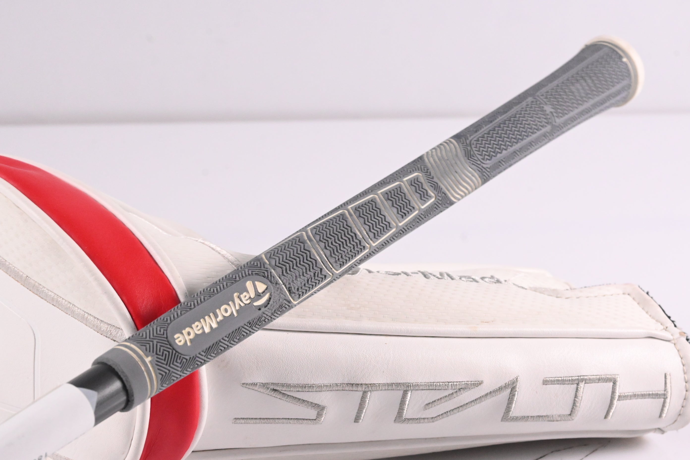 Ladies Taylormade Stealth #5 Wood / 19 Degree / Ladies Flex Aldila Ascent 45