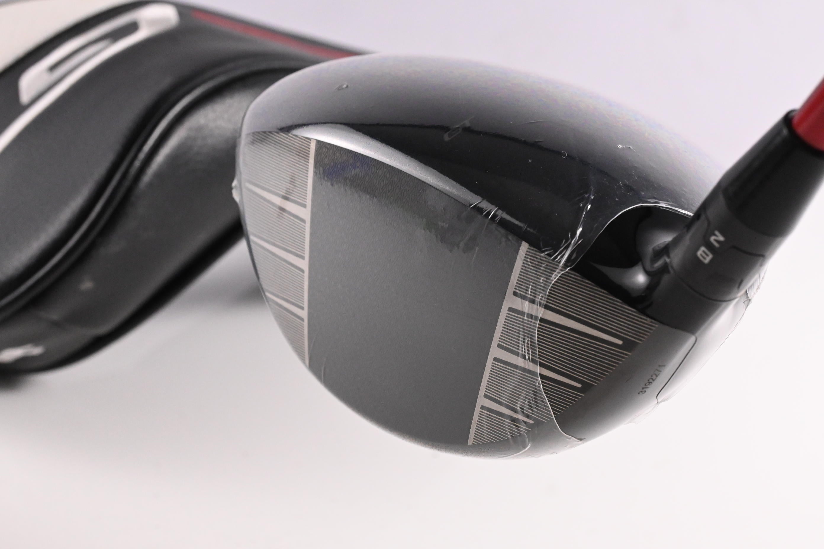 Titleist GT3 Driver / 10 Degree / Regular Flex Denali Red 50 Shaft
