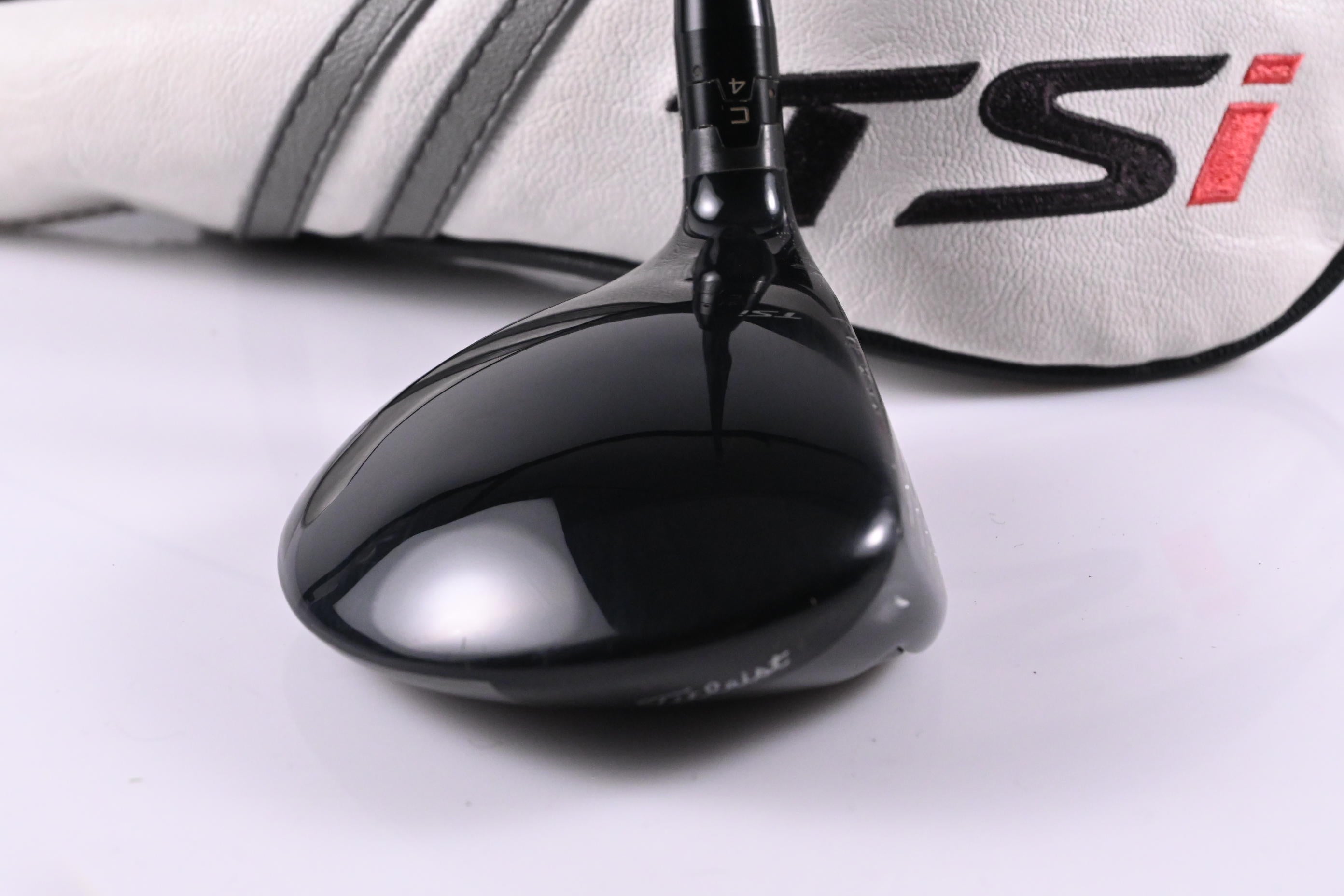 Titleist TSi2 #5 Wood / 18 Degree / Regular Flex Kuro Kage Black TiNi 55 Shaft