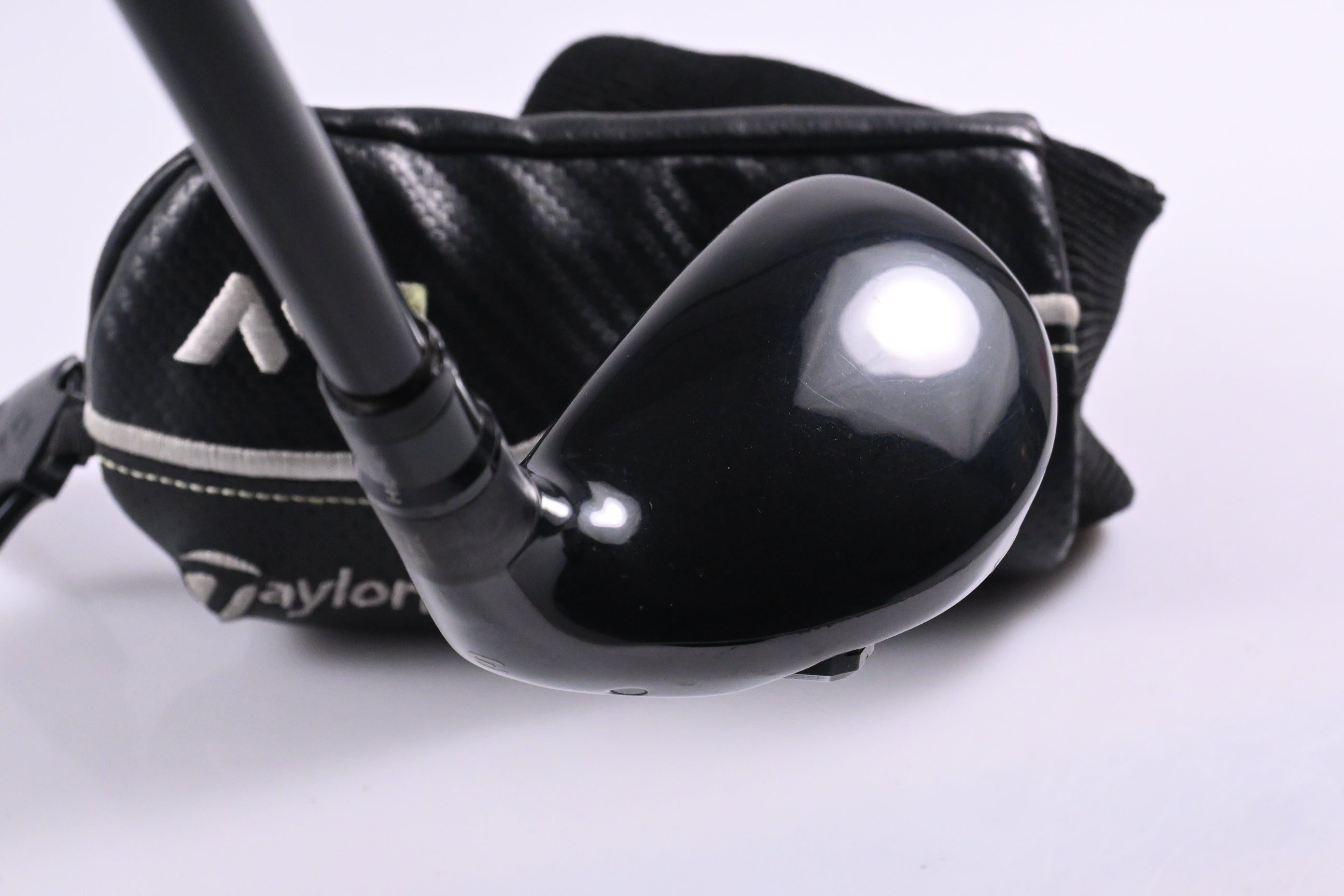 Taylormade M1 2017 #3 Hybrid / 19 Degree / Regular Flex Fujikura Atmos Red 6