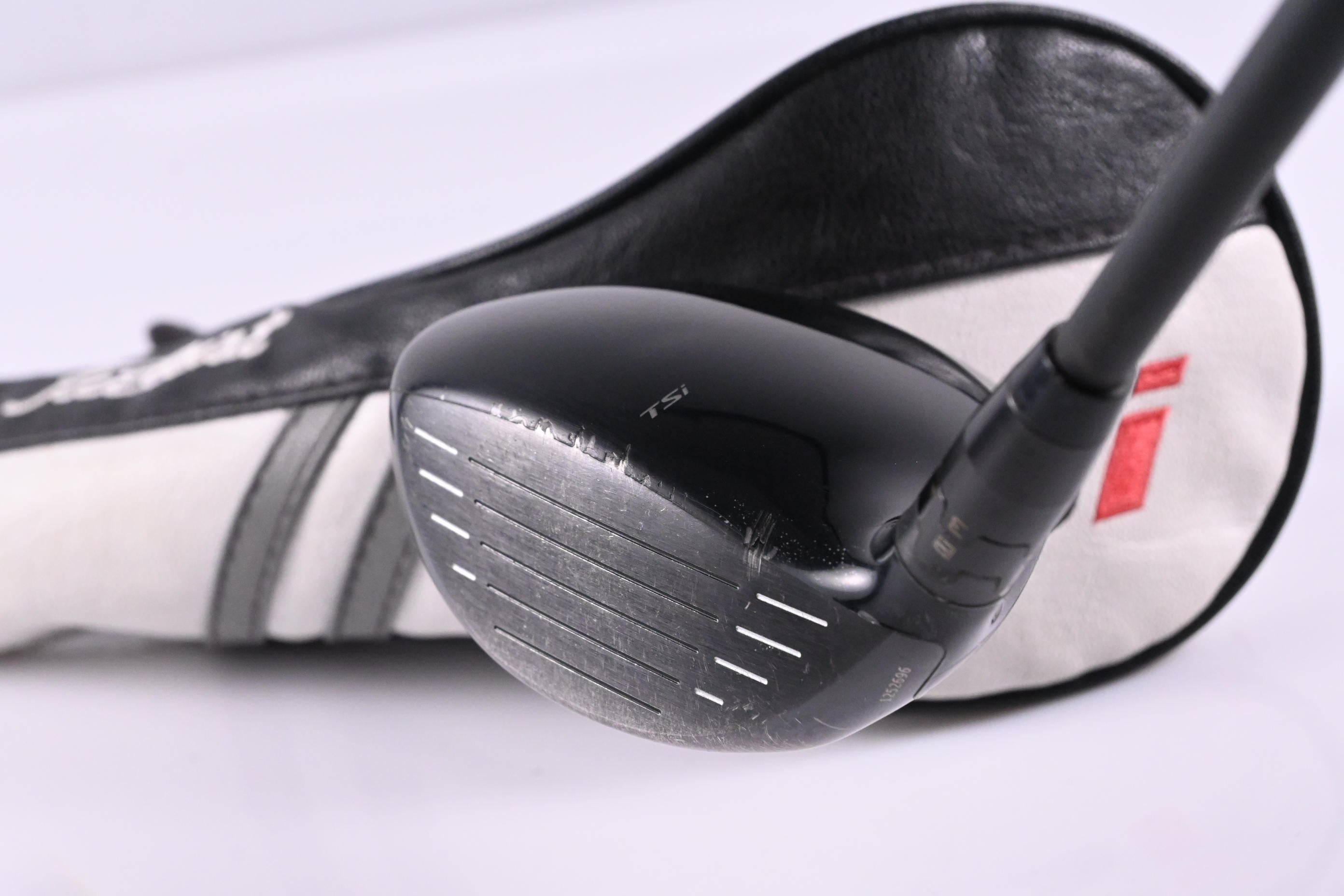 Titleist TSi2 #5 Wood / 18 Degree / Regular Flex Kuro Kage Black TiNi 55 Shaft