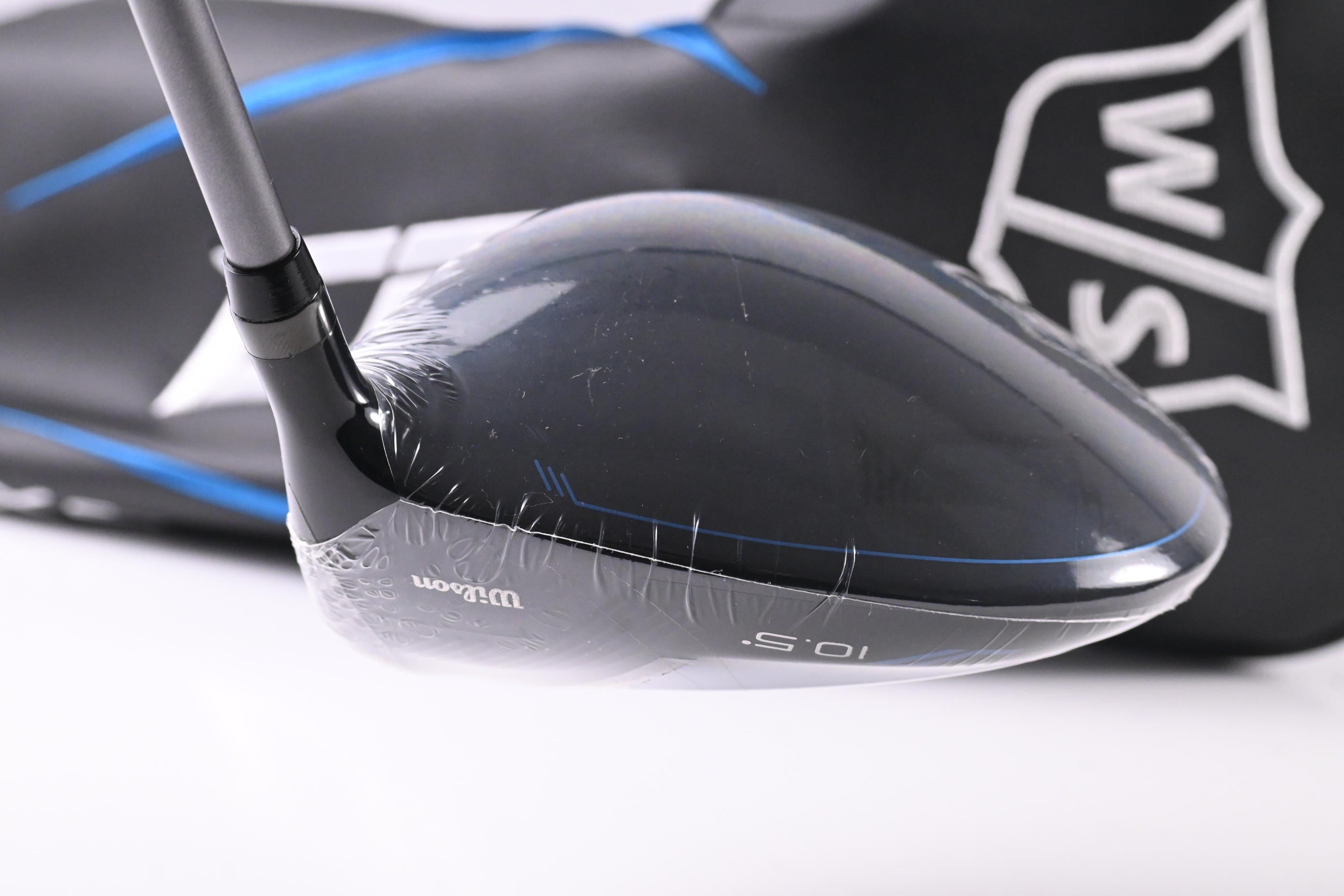 Wilson Staff D7 Driver / 10.5 Degree / Regular Flex UST Mamiya Helium Shaft