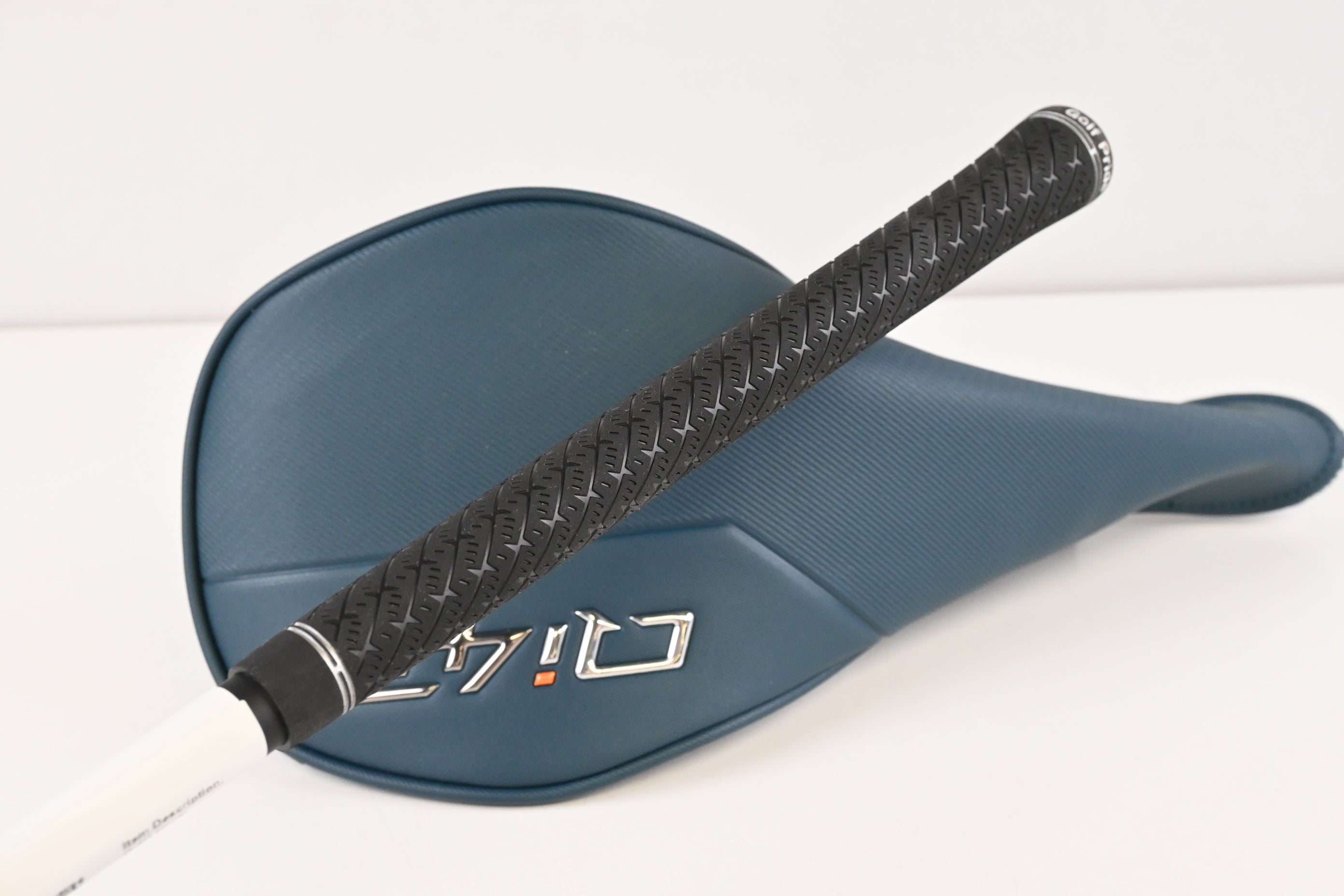 Taylormade Qi4D Driver / 10.5 Degree / Regular Flex Reax Blue 50 Shaft