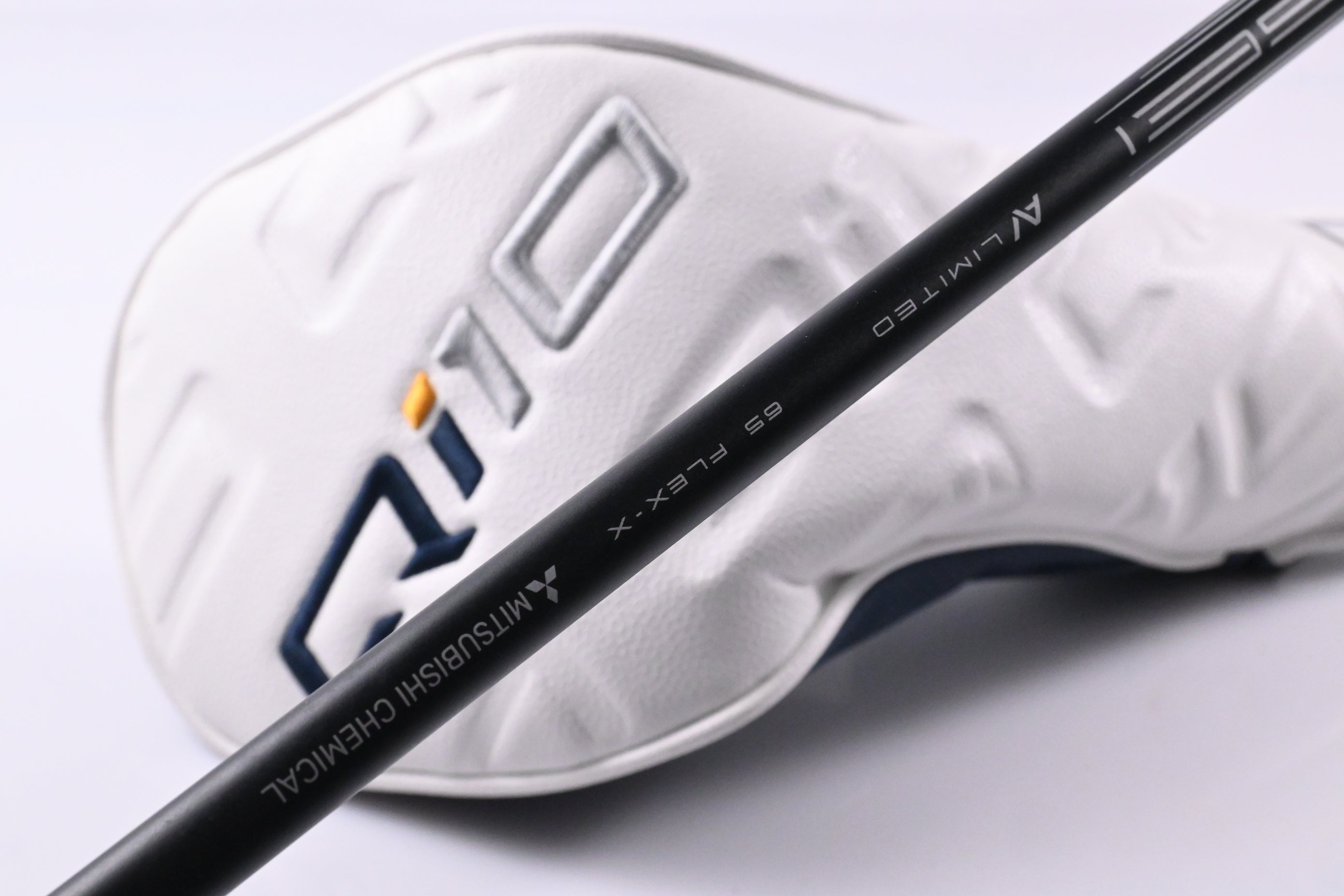 Taylormade Qi10 LS Driver / 10.5 Degree / X-Flex Tensei AV Limited 65 Shaft