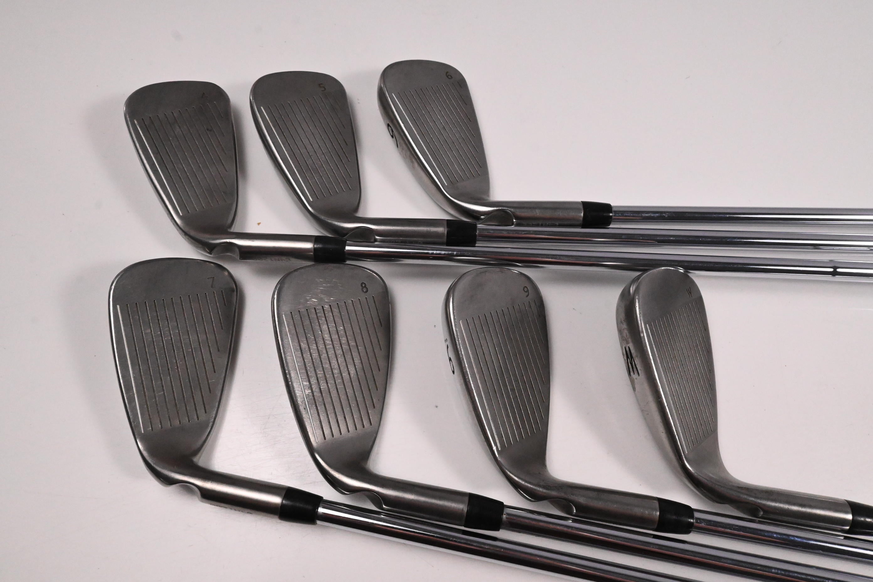Ping G Series Irons / 4-PW / Black Dot / Regular Flex Ping CFS Distance Shafts