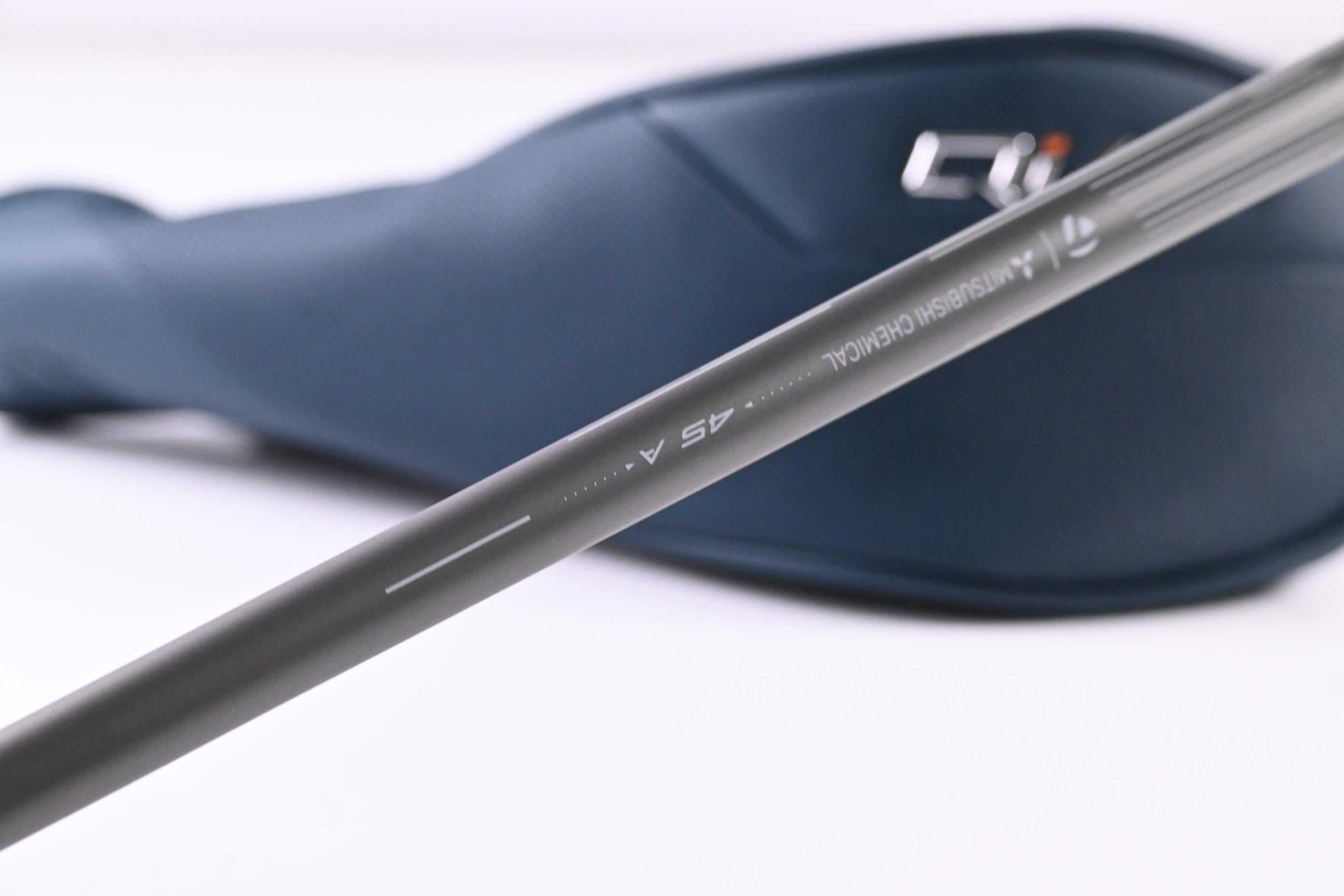 Taylormade Qi4D Max Lite #5 Hybrid / 26 Degree / Senior Flex Reax 45 Shaft
