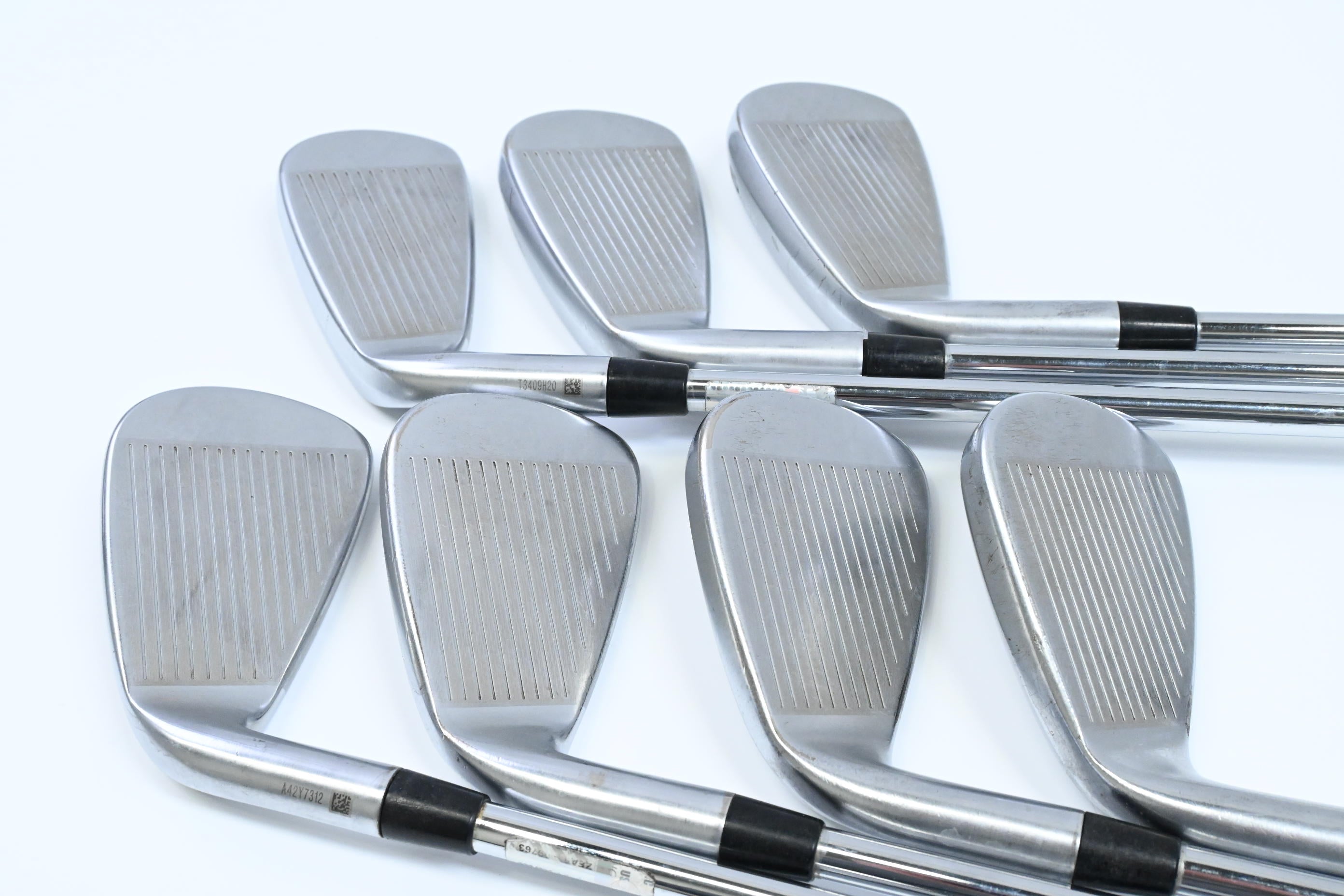 Cleveland CBX Irons / 4-PW / Regular Flex Dynamic Gold DST 98 R300 Shafts