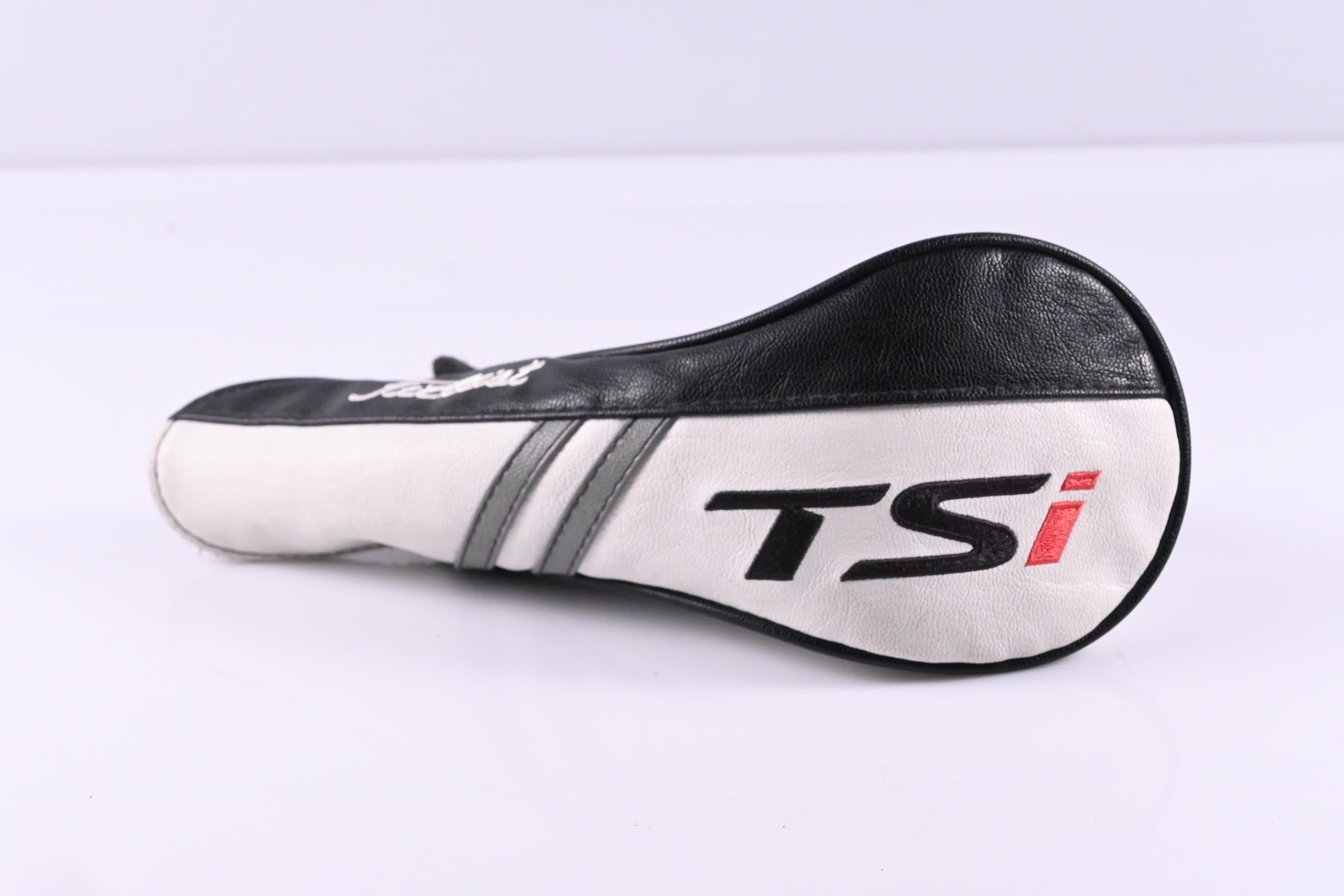 Titleist TSi2 #5 Wood / 18 Degree / Regular Flex Kuro Kage Black TiNi 55 Shaft