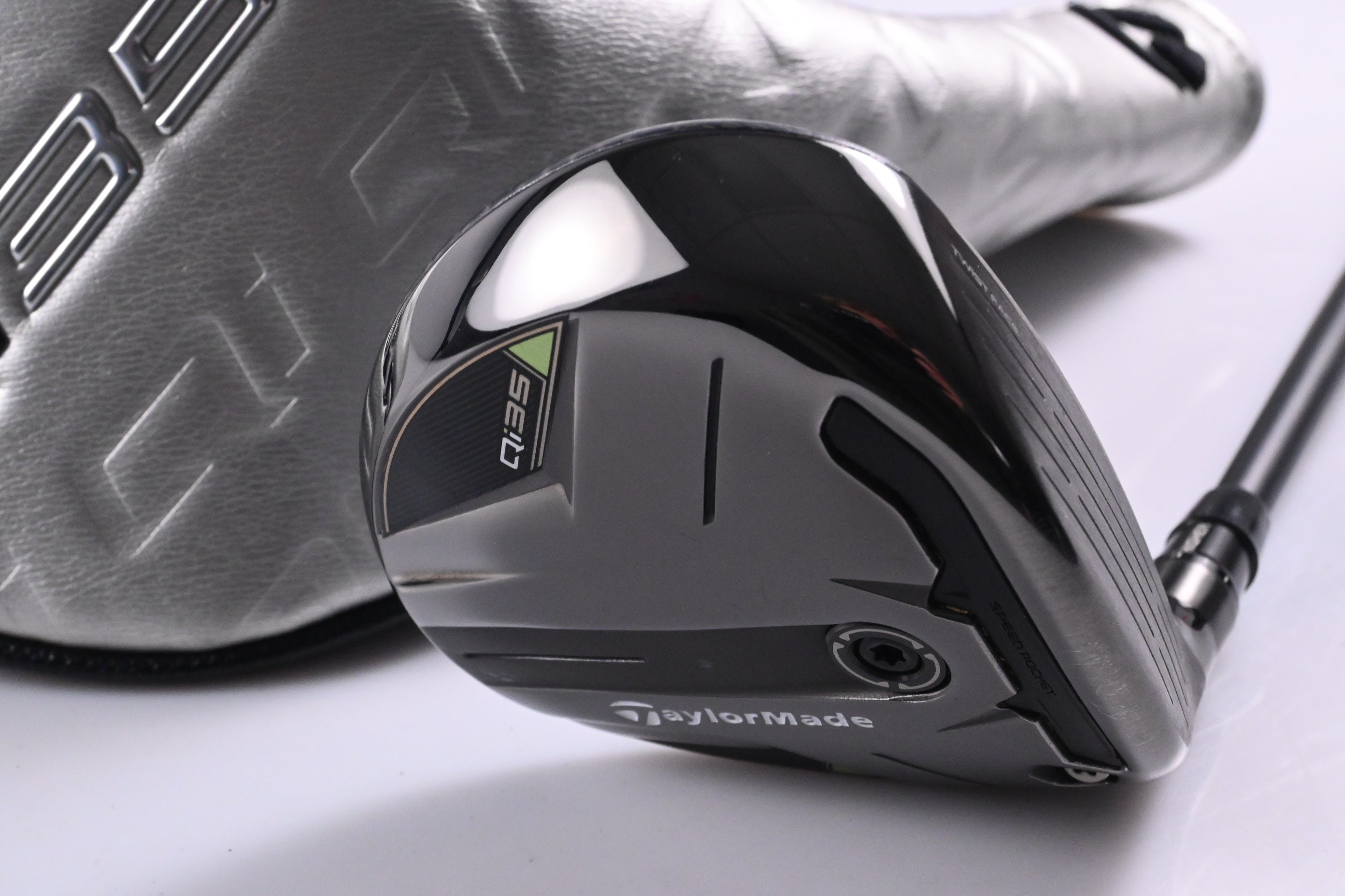Taylormade Qi35 #5 Wood / 18 Degree / Regular Flex Ventus Blue 5 Shaft