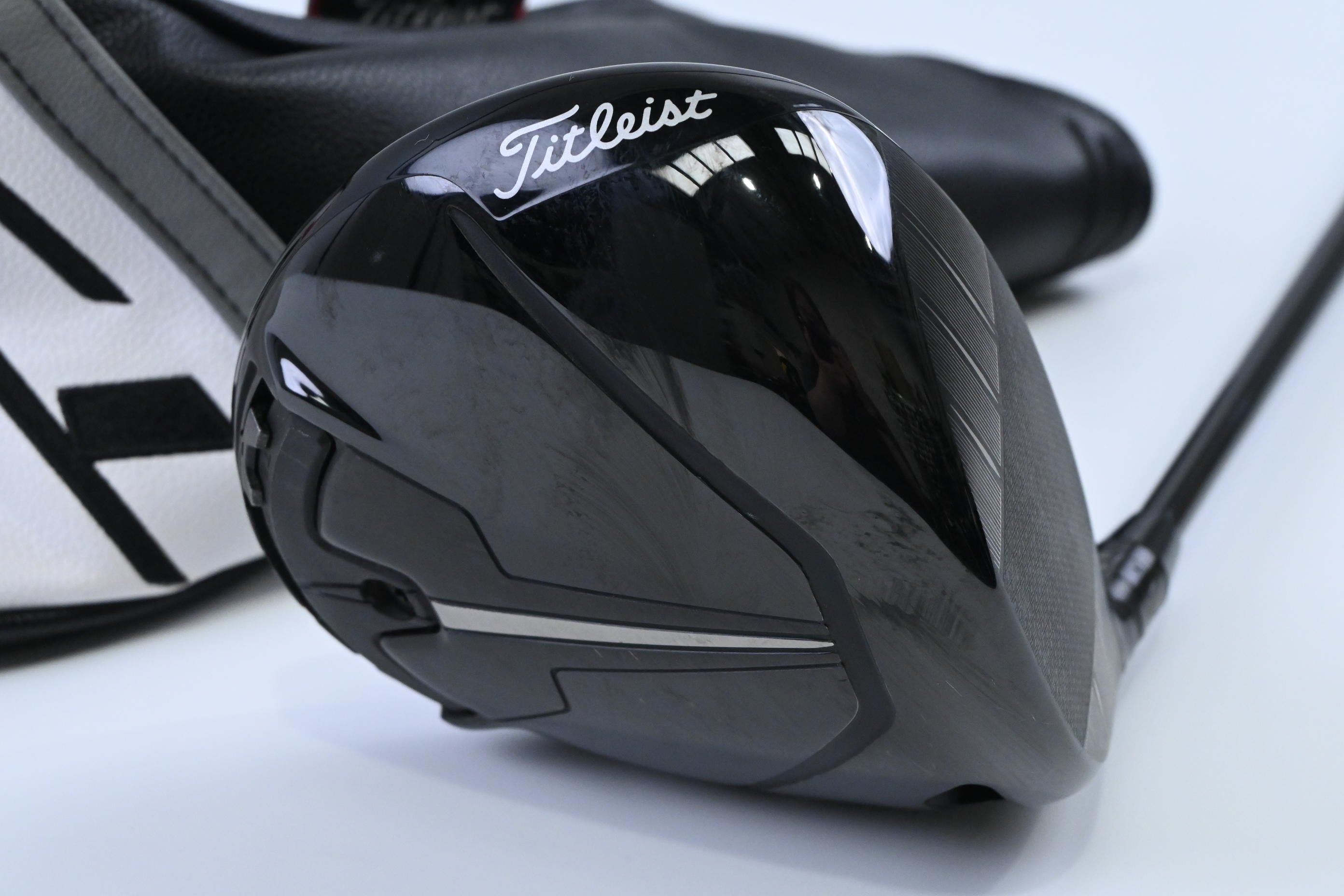 Titleist TSR3 Driver / 11 Degree / Stiff Flex HZRDUS Gen4 Black 60 Shaft