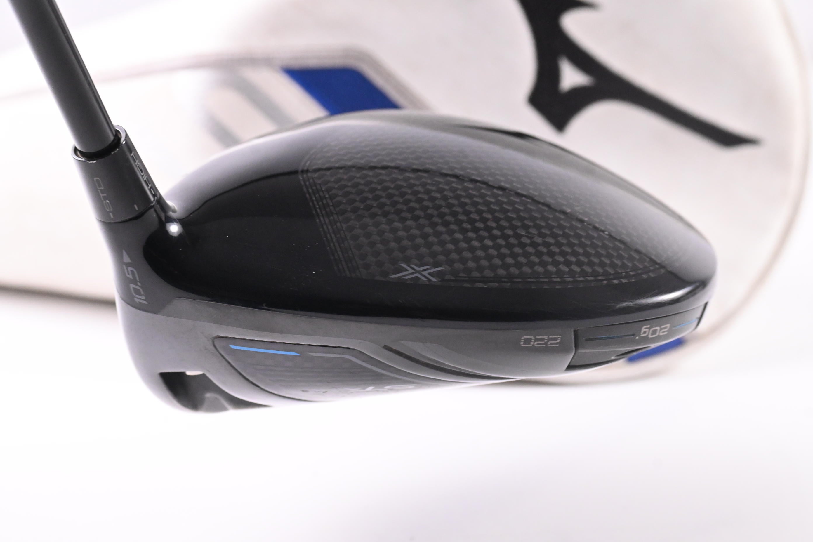 Mizuno ST-X 220 Driver / 10.5 Degree / Regular Flex Tensei AV Raw Blue 65 Shaft
