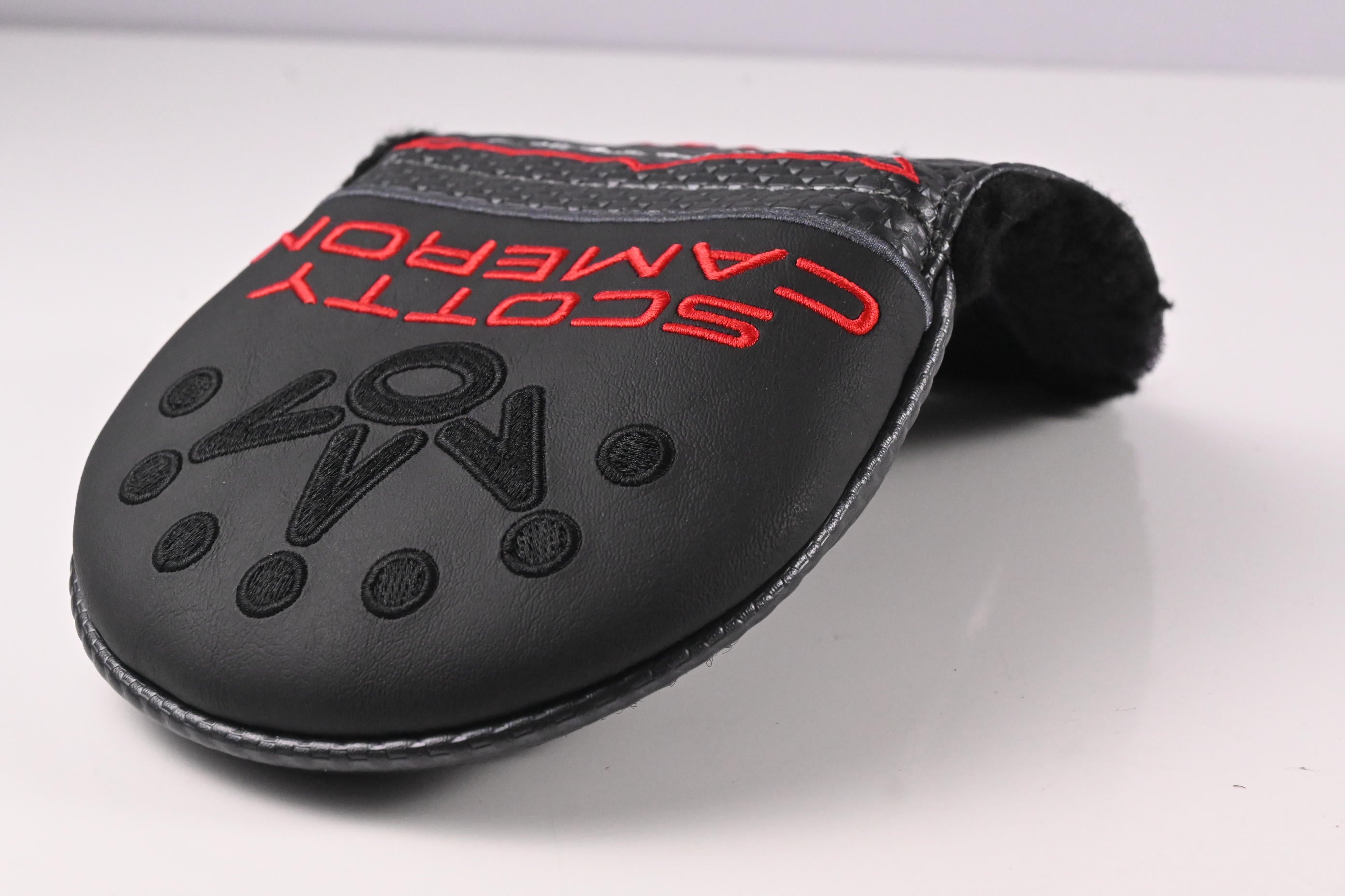 Scotty Cameron 2026 Phantom 5.5 Putter / 34 Inch