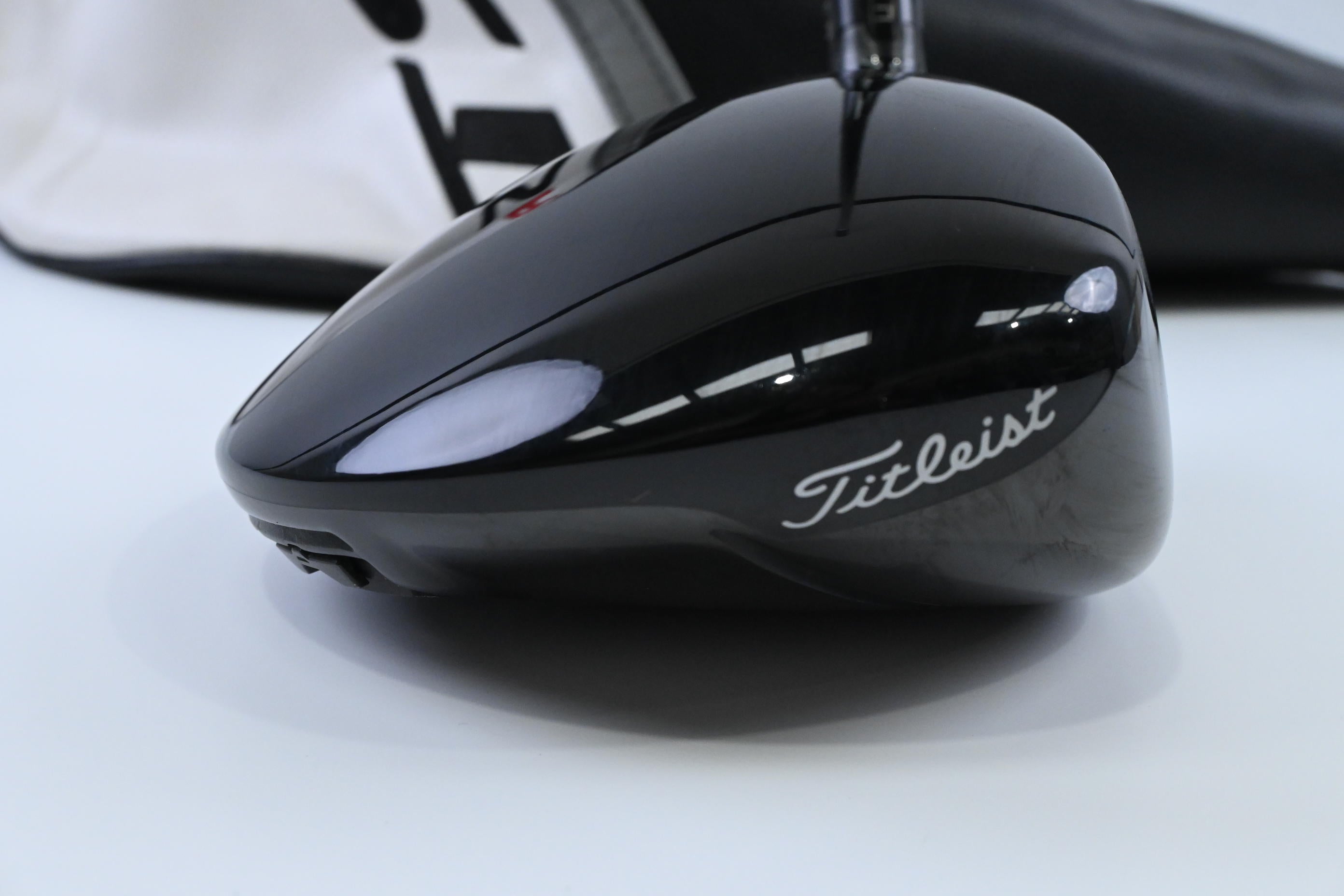 Titleist TSR3 Driver / 11 Degree / Stiff Flex HZRDUS Gen4 Black 60 Shaft
