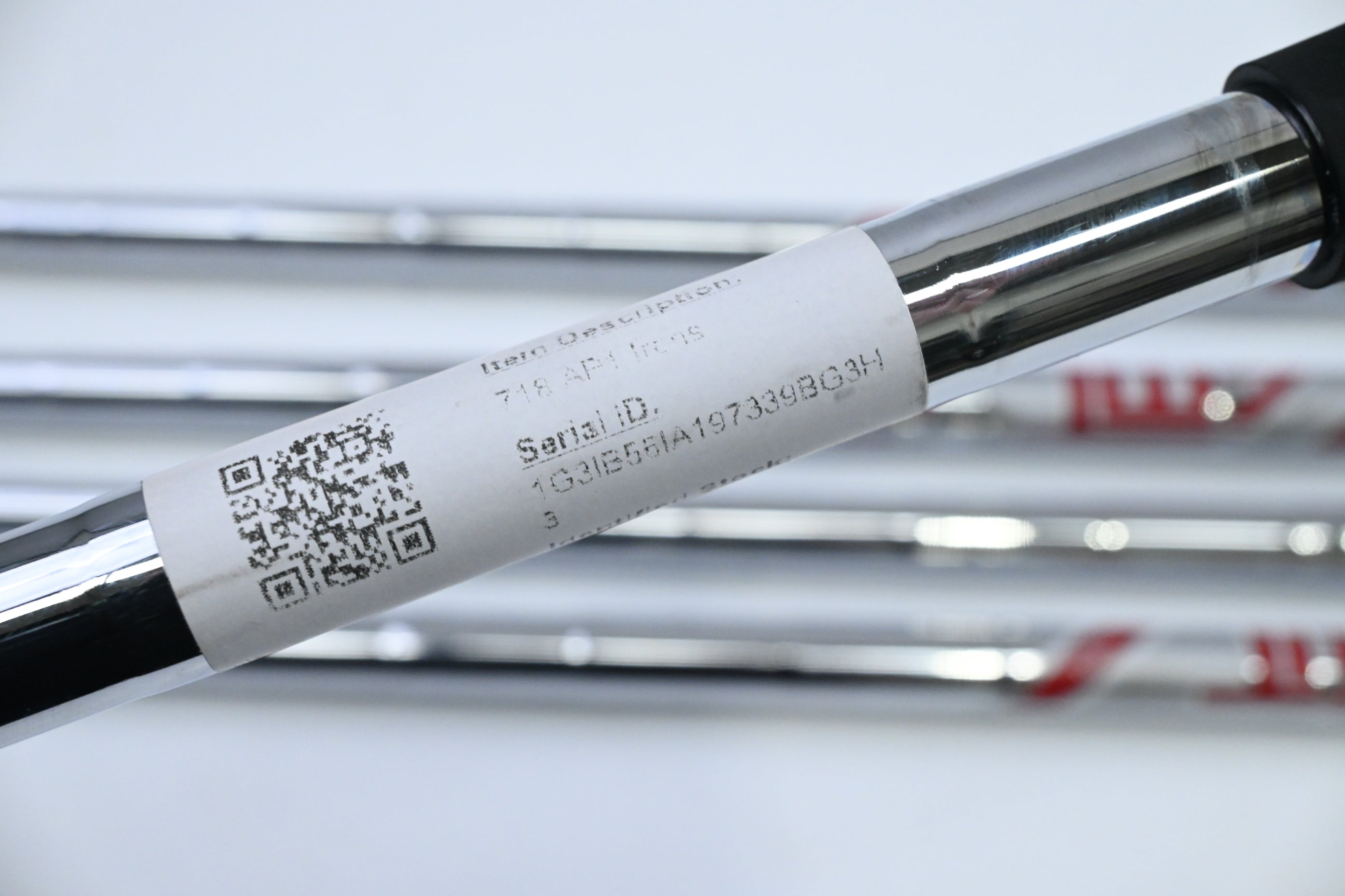 Titleist 718 AP1 Irons / 6-PW / Stiff Flex AMT Red S300 Shafts