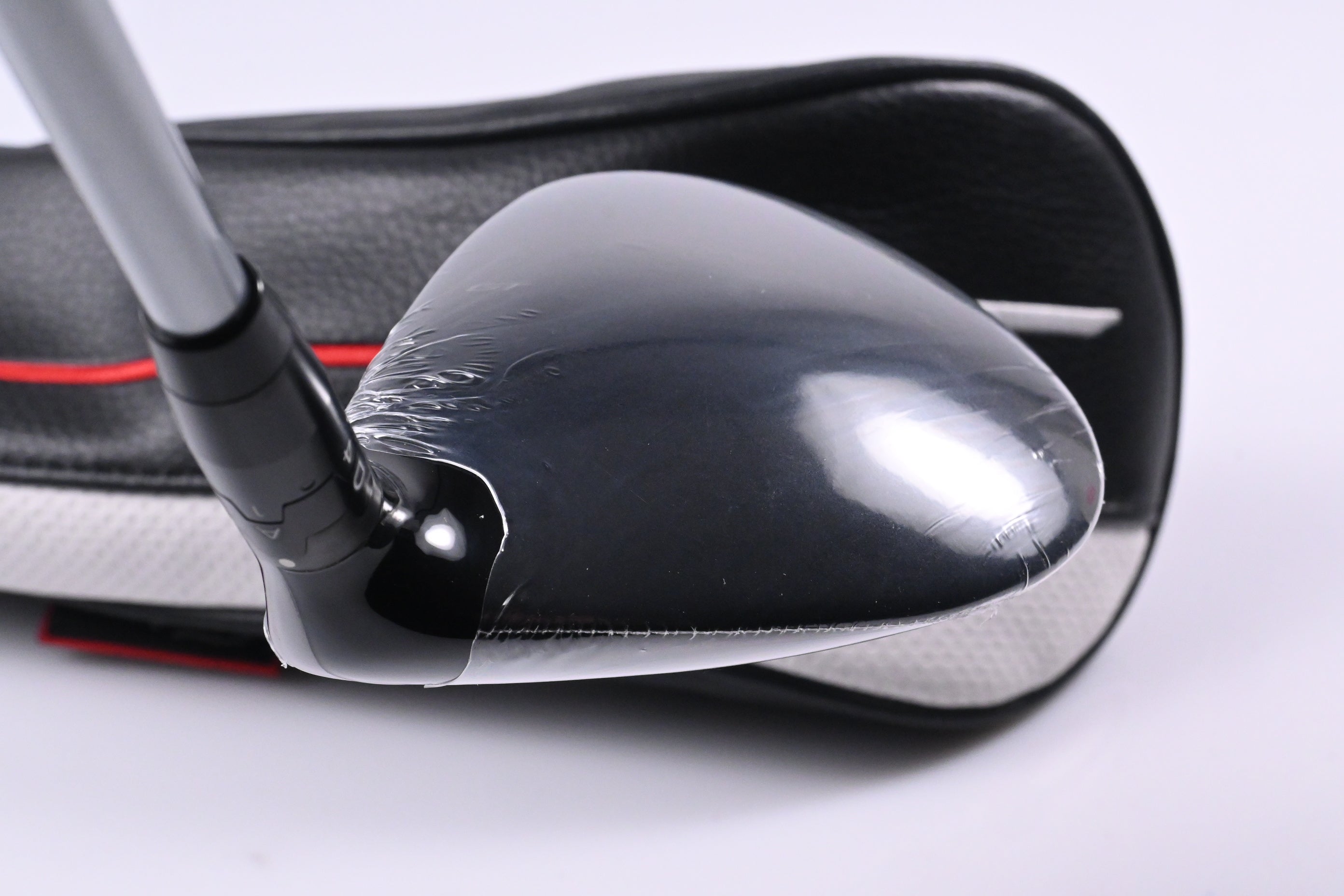 Titleist GT1 #5 Wood / 18 Degree / Regular Flex Fujikura Air Speeder 40 Shaft