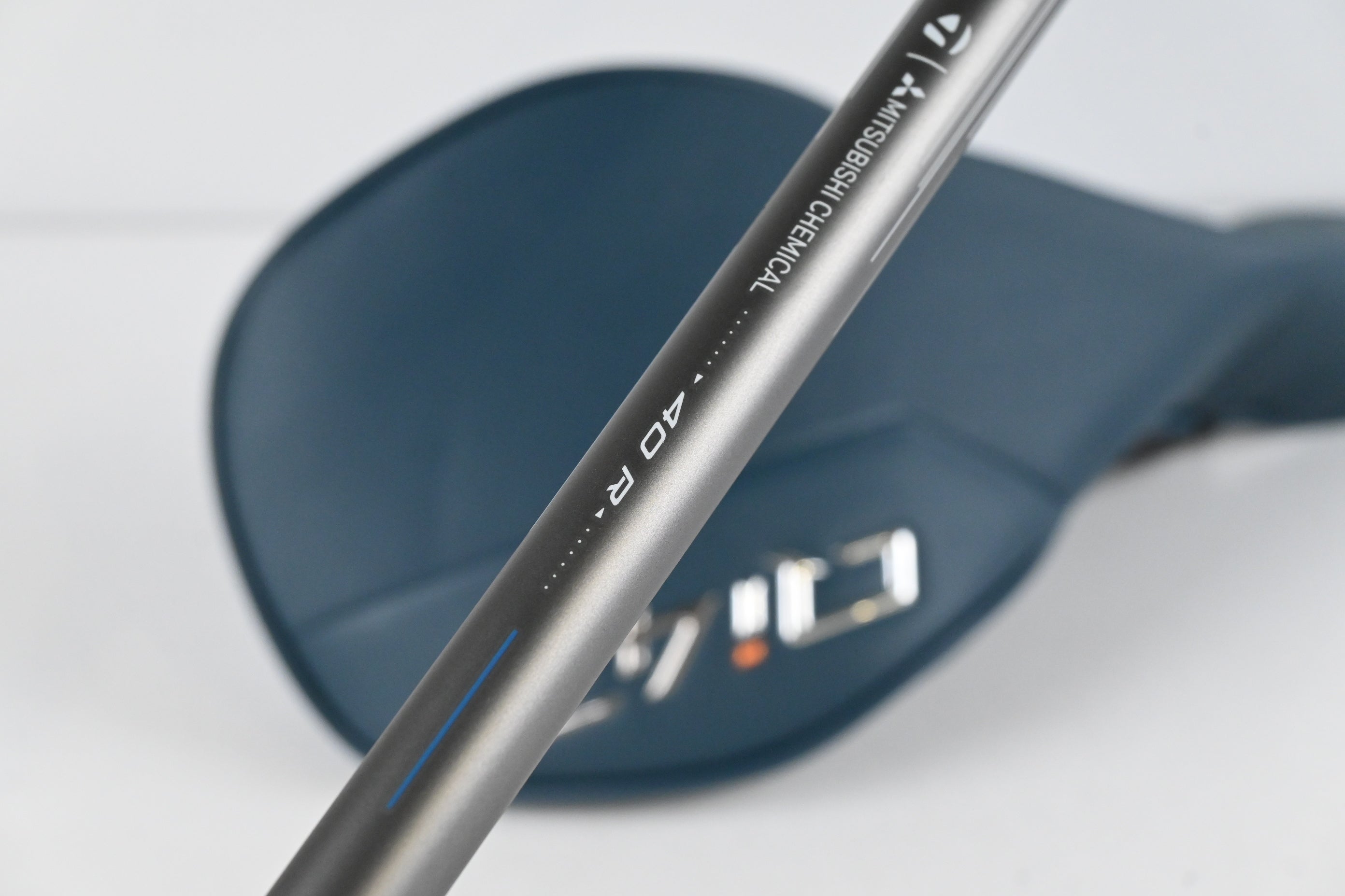 Taylormade Qi4D Max Lite Driver / 10.5 Degree / Regular Flex Reax Blue 40 Shaft