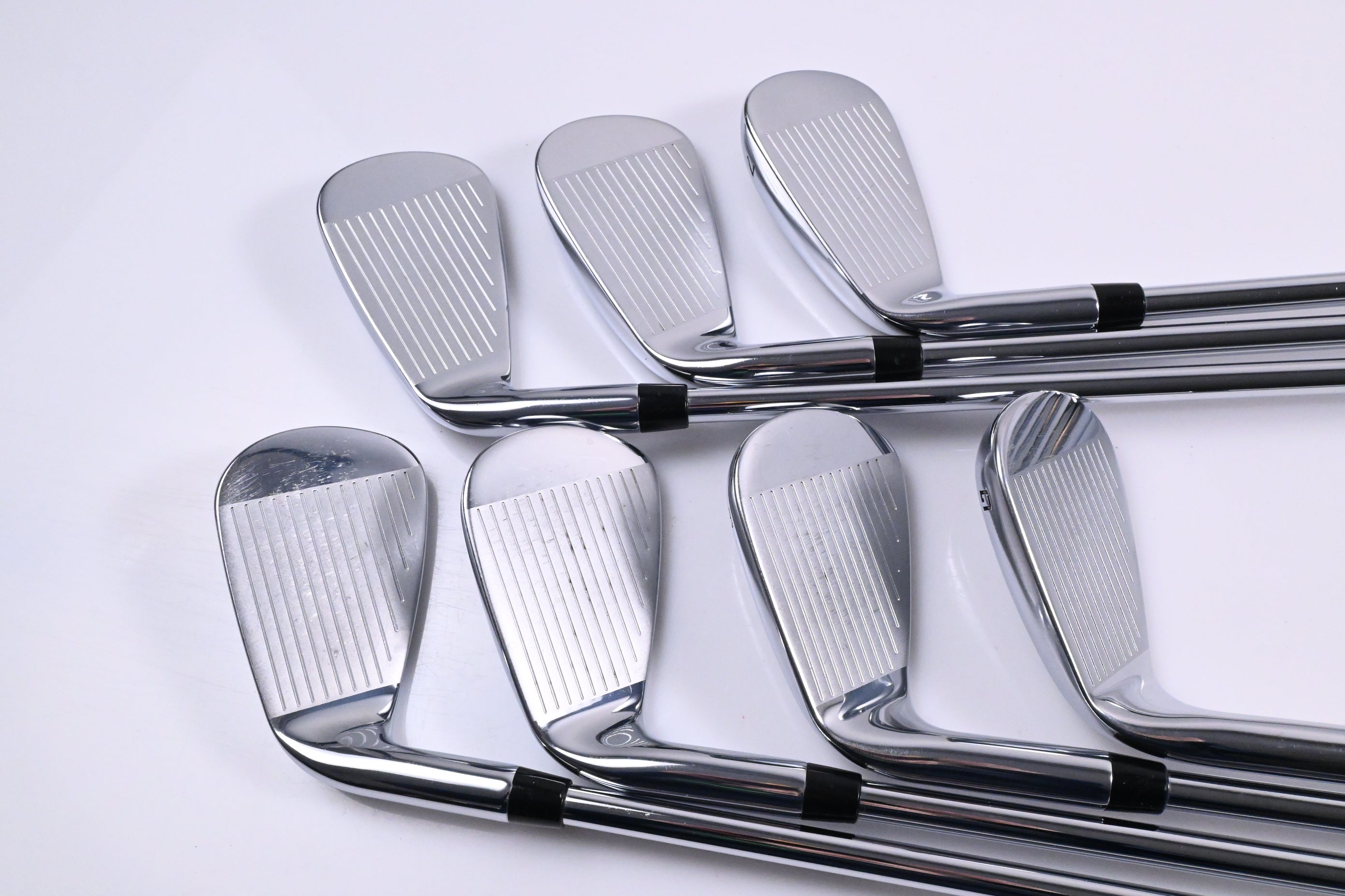 Callaway Elyte Irons / 5-PW+GW / Regular Flex Vector 80 Shafts