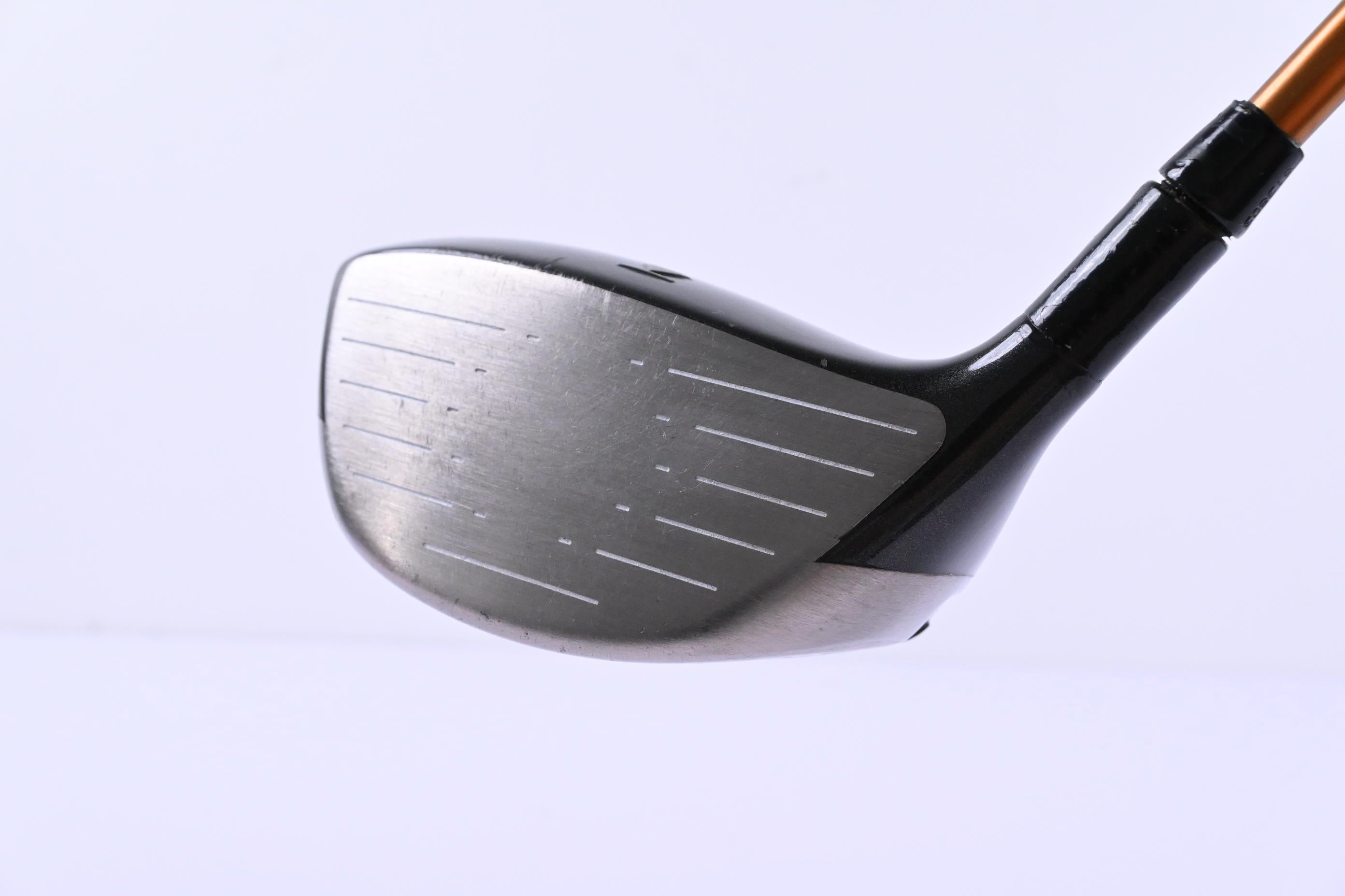 Titleist 905 R Driver / 9.5 Degree / Regular Flex Adila NVS Orange 65 Shaft