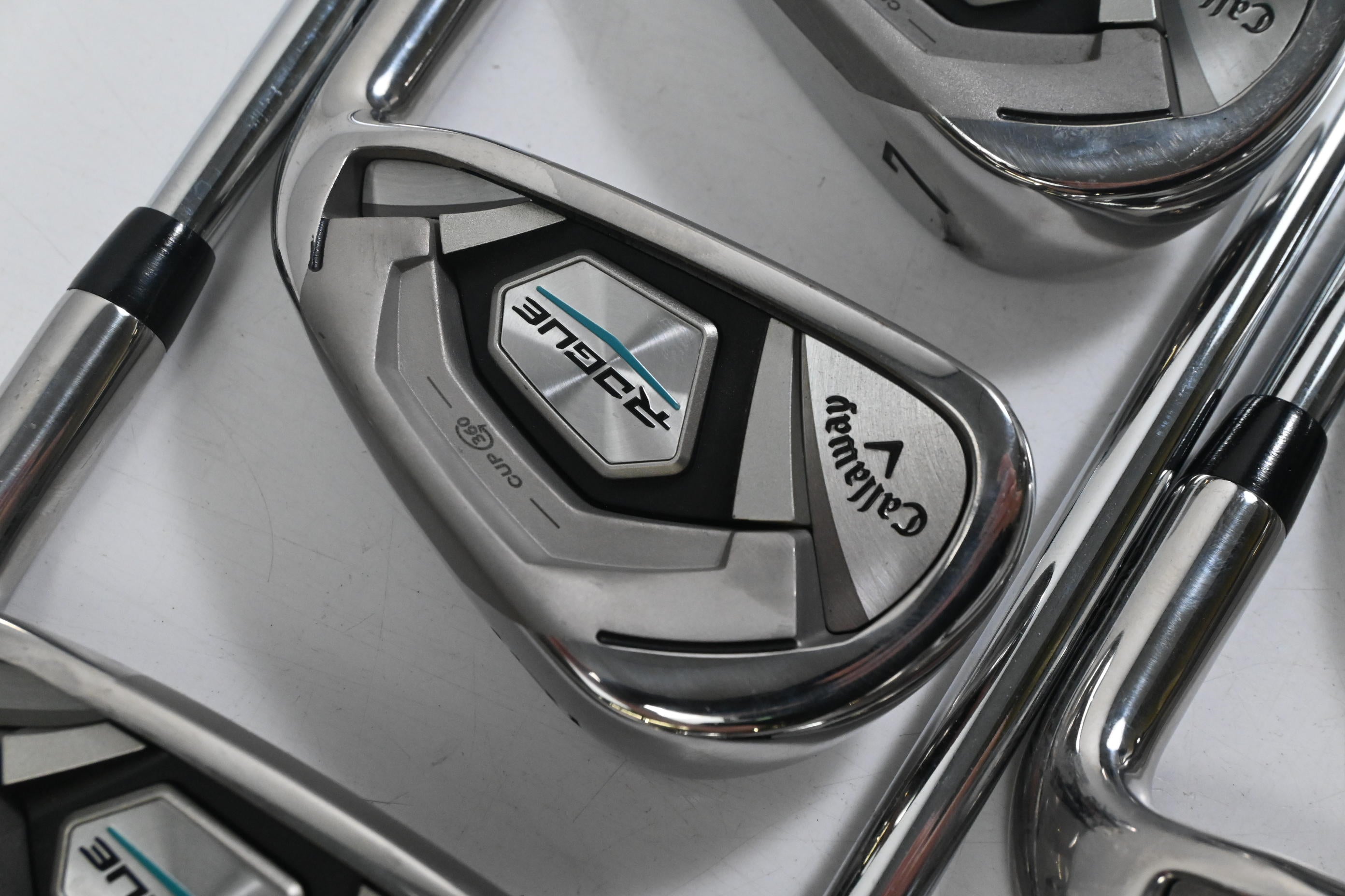 Callaway Rogue Irons / 5-PW / Regular Flex SpeedStep 80 Shafts