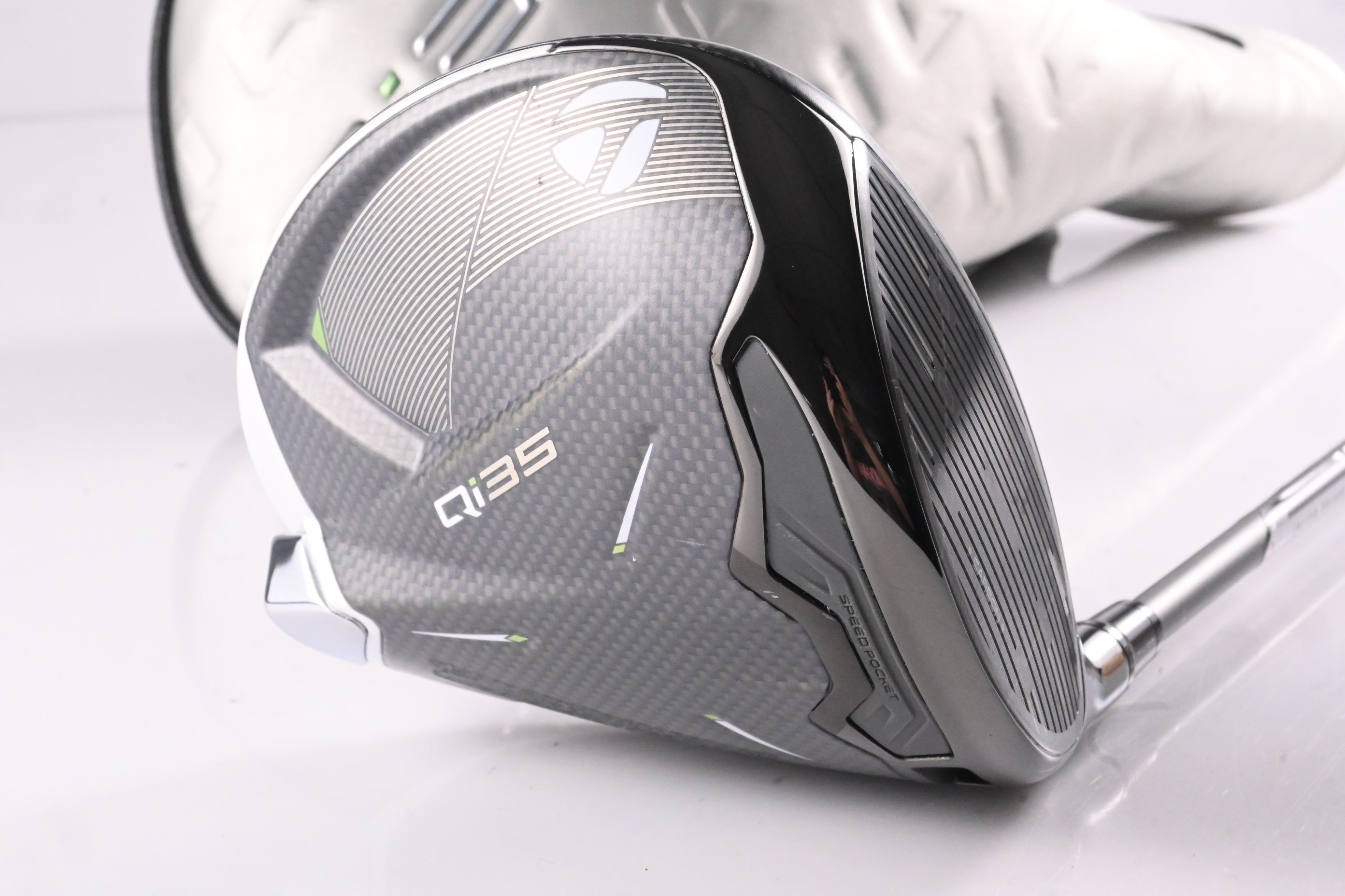 Taylormade Qi35 Max Lite Driver / 12 Degree / Regular Flex Fujikura Ai ...