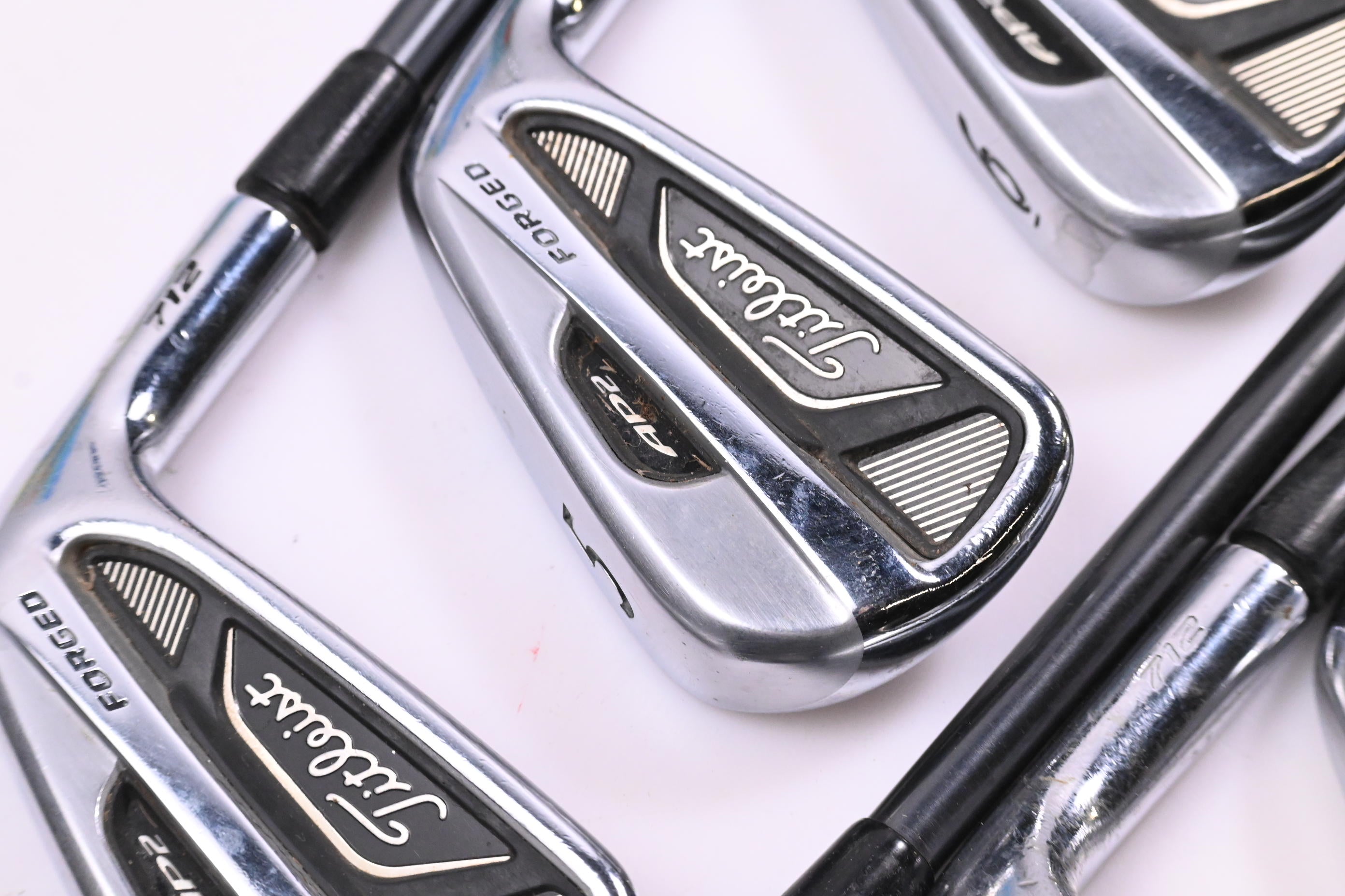 Titleist 712 AP2 Irons / 4-PW / Regular Flex Aldila VS Proto 75 Shafts