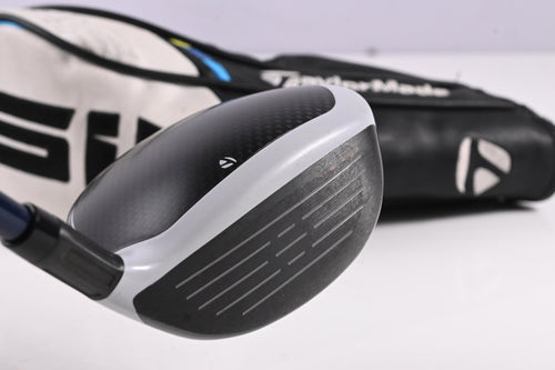 Left Hand Taylormade SIM2 Max #3 Wood / 15 Degree / Regular Flex Ventus Blue 5