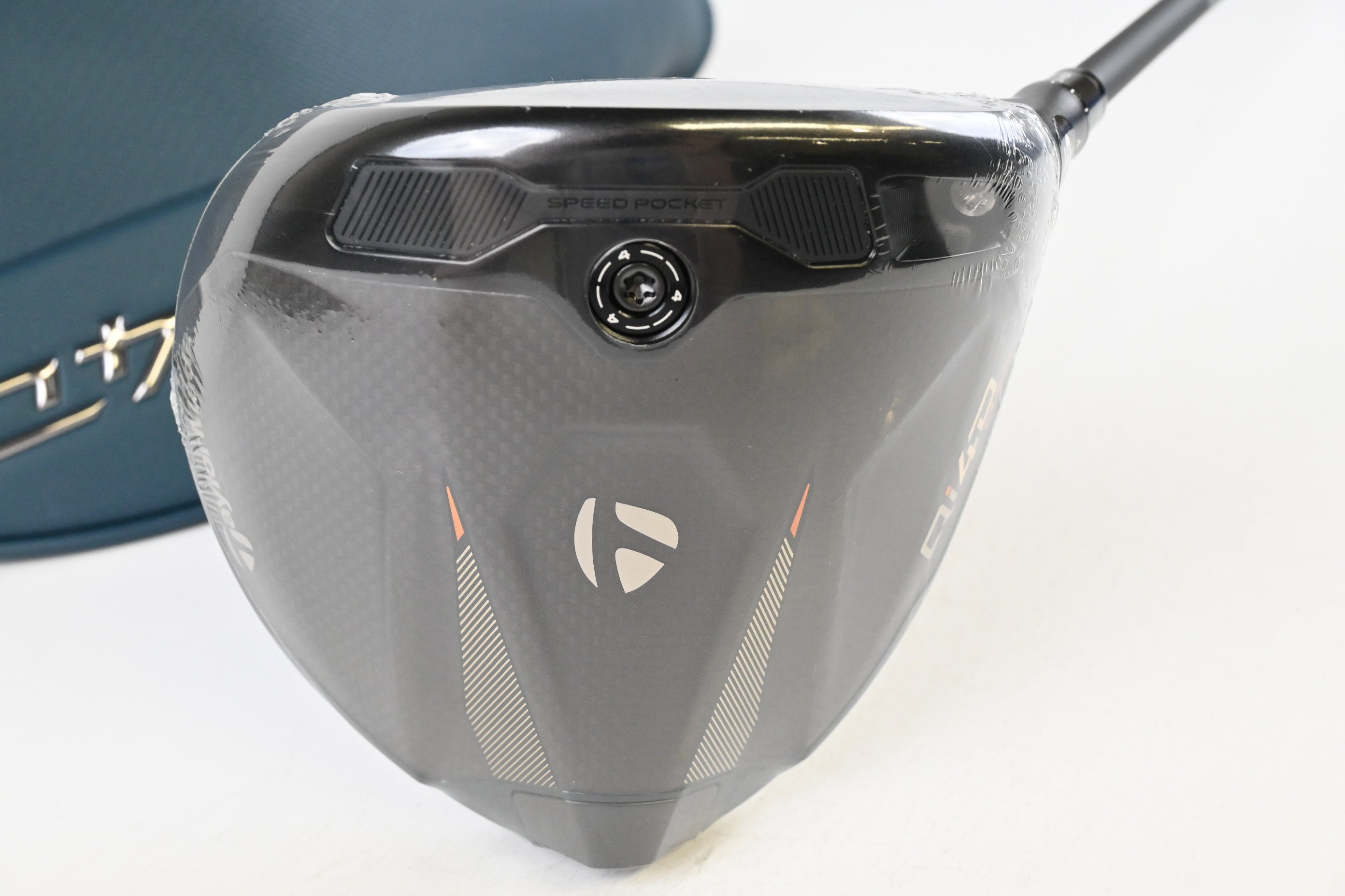 Taylormade Qi4D Max Driver / 10.5 Degree / Stiff Flex Reax Blue 50 Shaft
