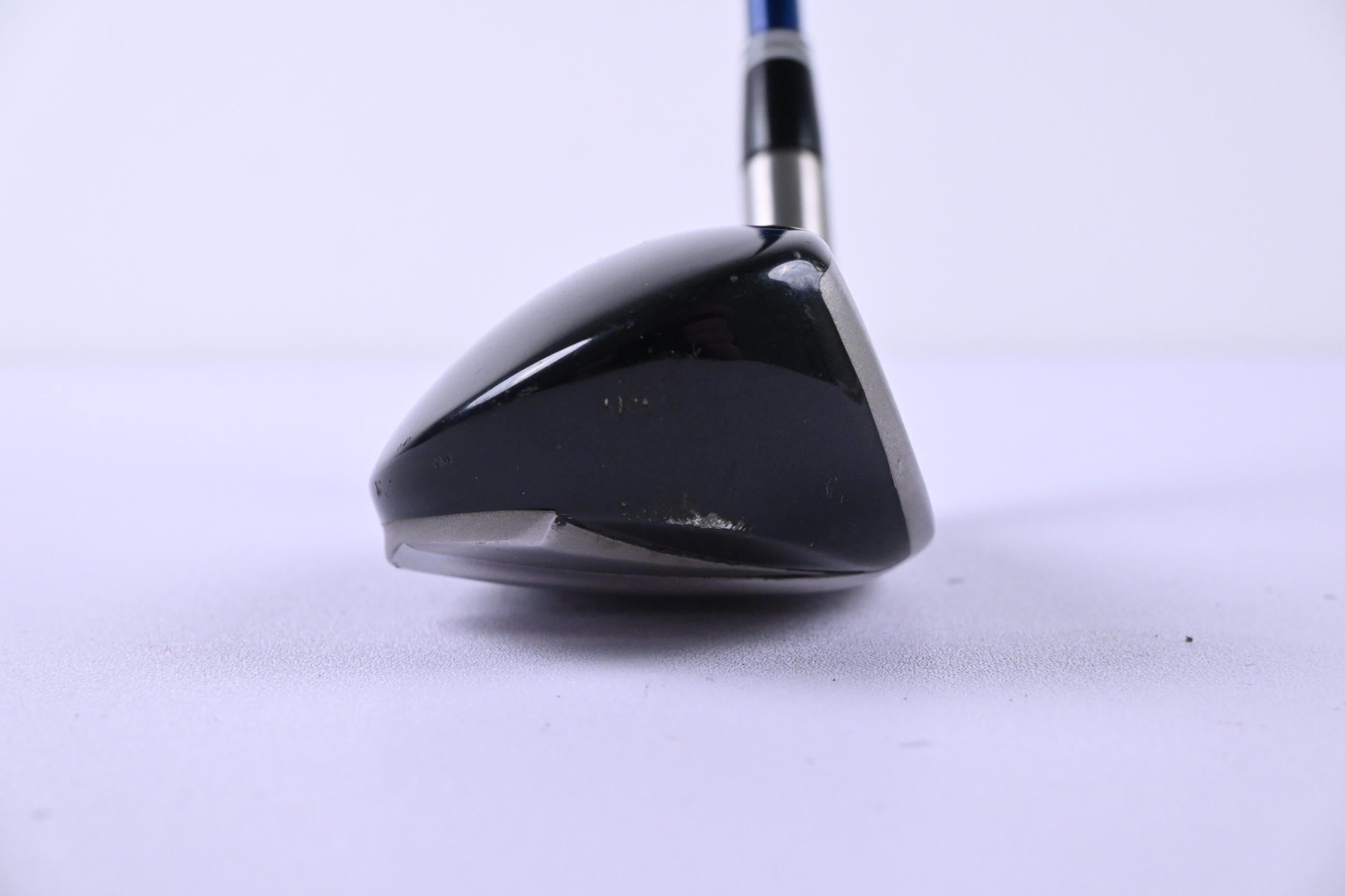 Cleveland 588 Gliderail #3 Hybrid / 20.5 Degree / Regular Flex Project X Shaft