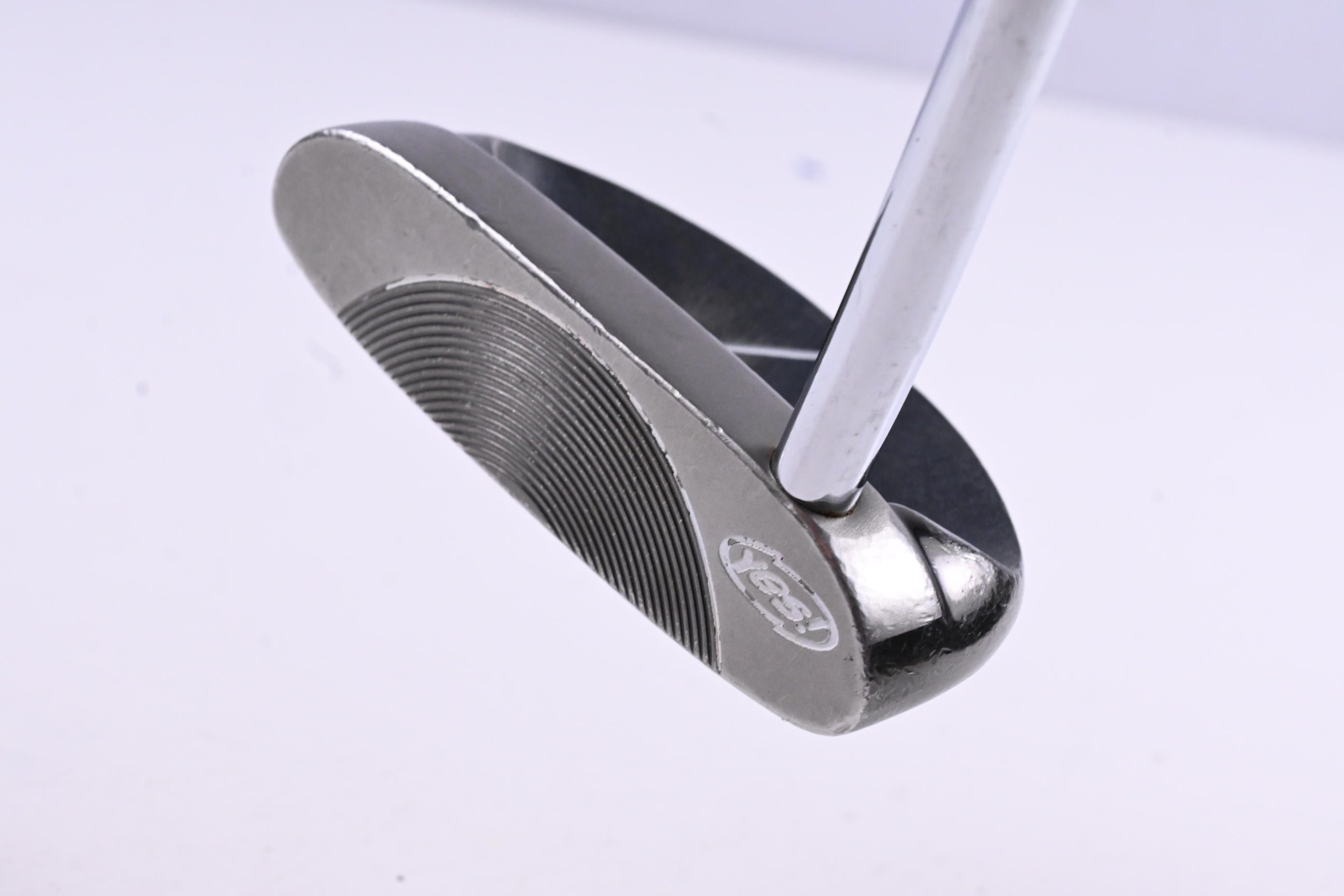 Yes! C-Groove Victoria Putter / 33.5 Inch
