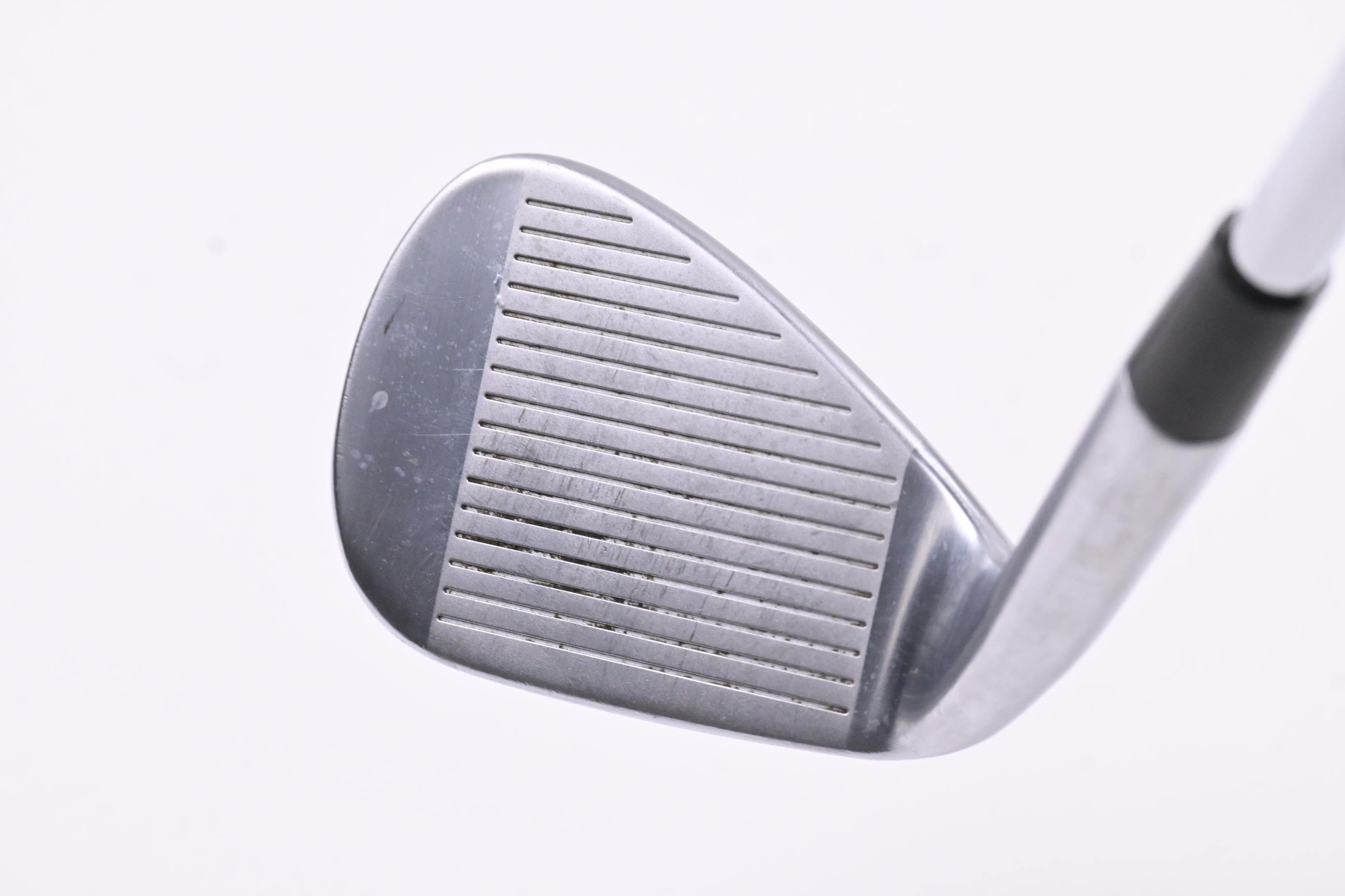 Taylormade Milled Grind Gap Wedge / 52 Degree / Wedge Flex Dynamic Gold Shaft