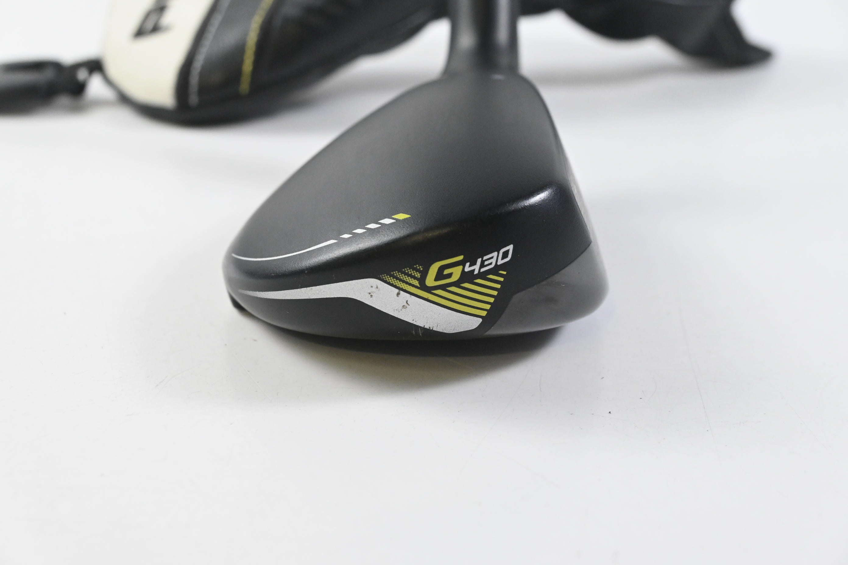 Ping G430 #4 Hybrid / 22 Degree / Regular Flex Ping Alta CB Black 70 Shaft