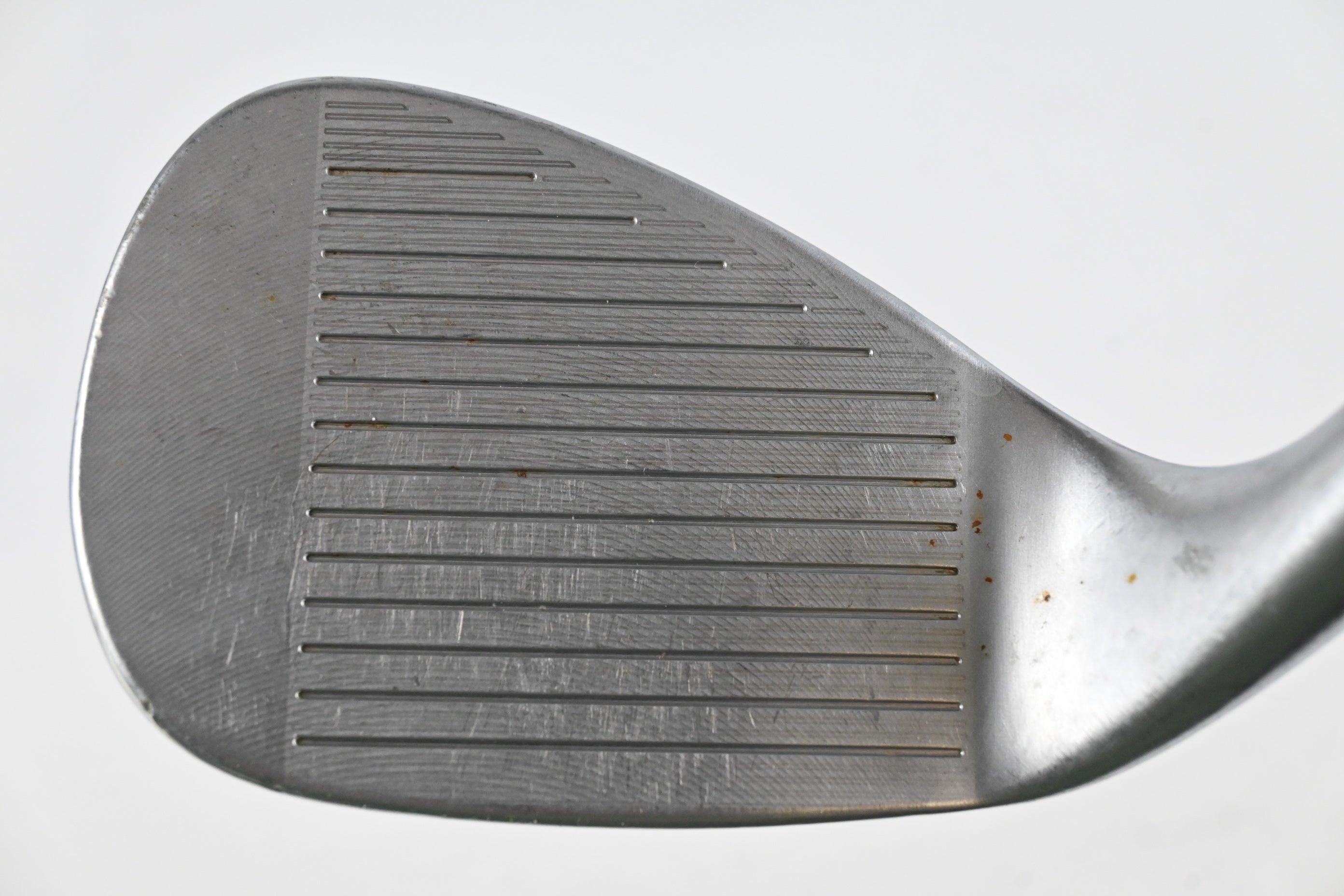 Cleveland 588 RTX Gap Wedge / 52 Degree / Wedge Flex Dynamic Gold Shaft