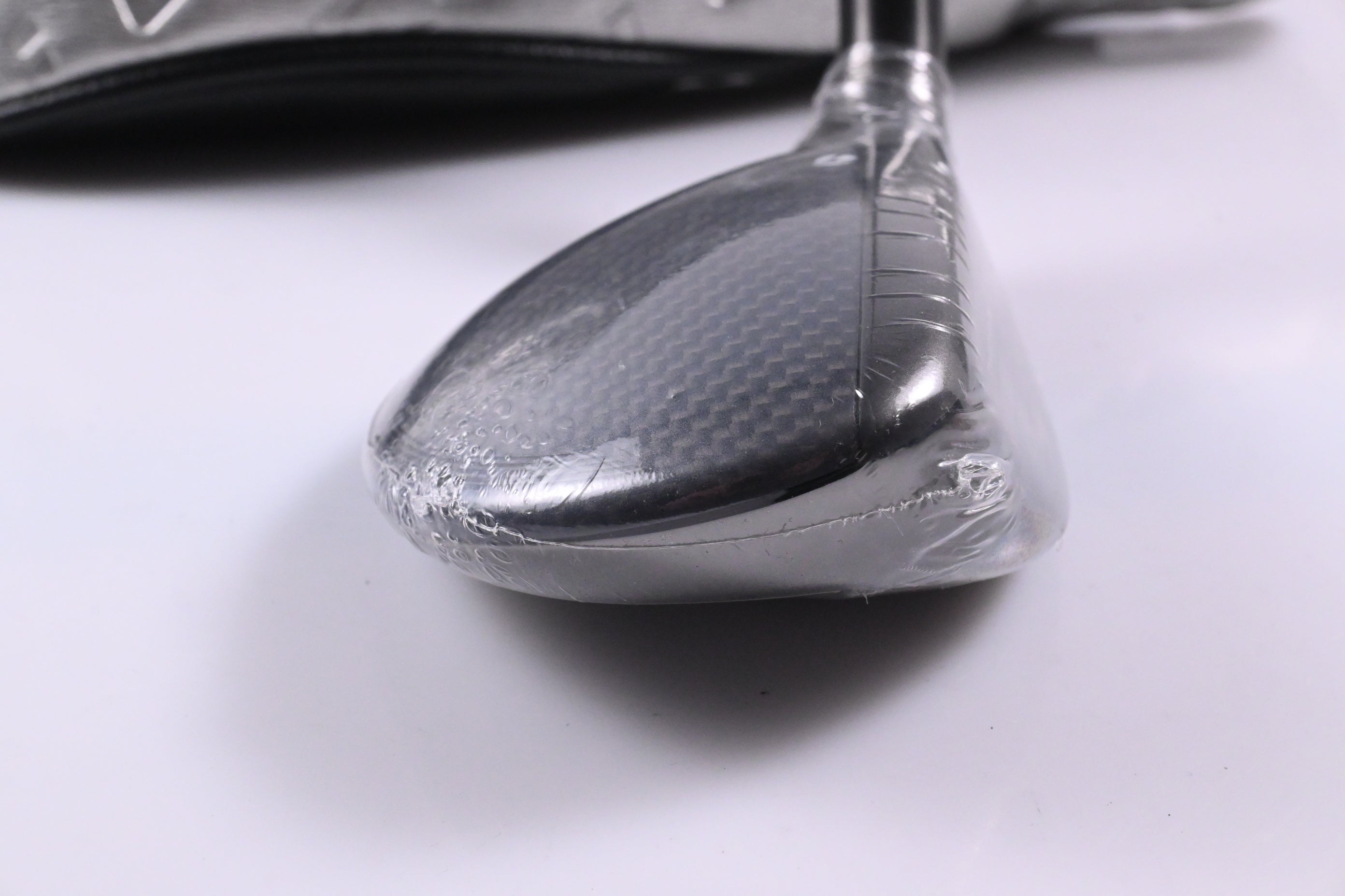 Taylormade Qi35 Max #4 Hybrid / 23 Degree / Regular Flex Fujikura Air Speeder 50