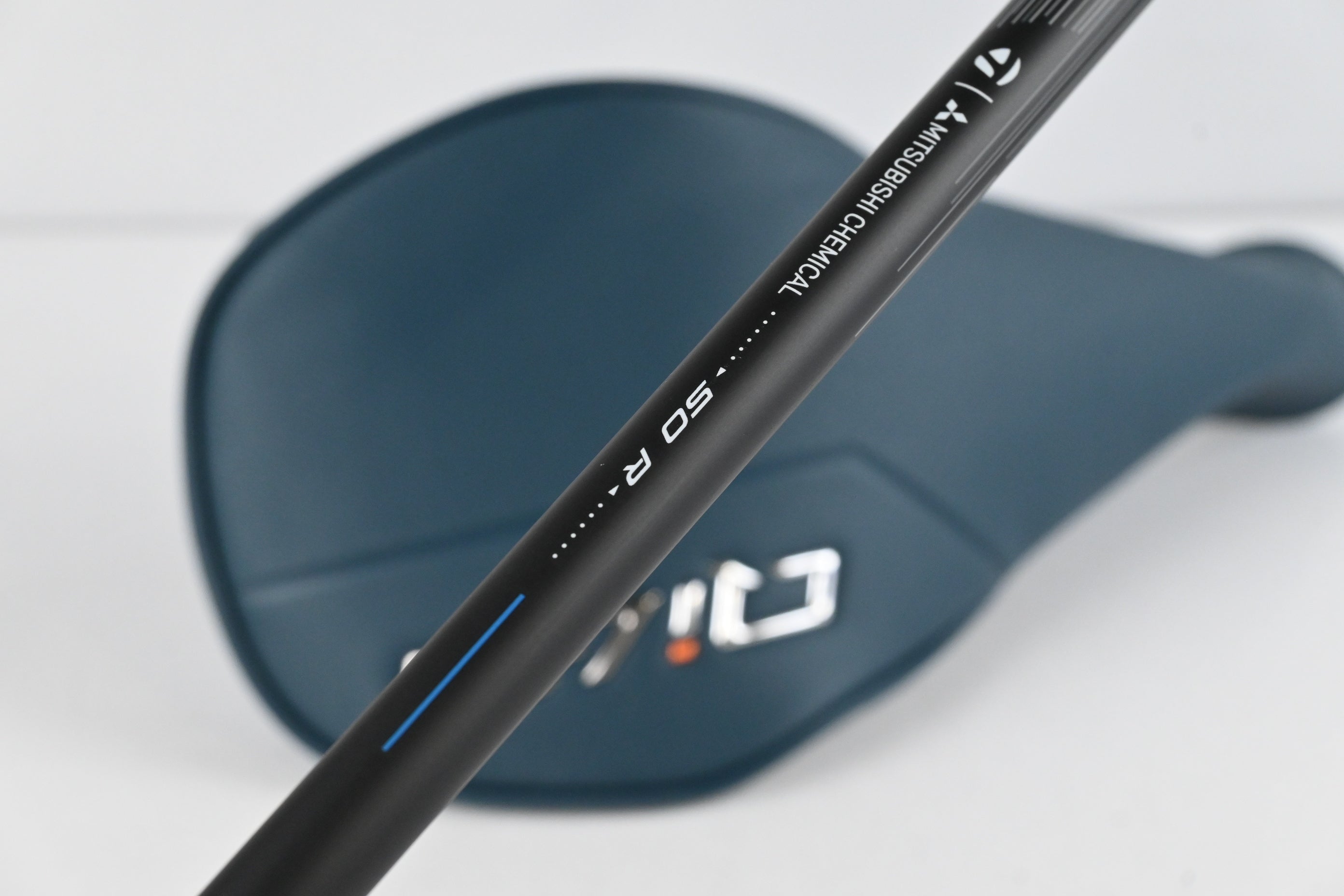 Taylormade Qi4D Driver / 12 Degree / Regular Flex Reax Blue 50 Shaft