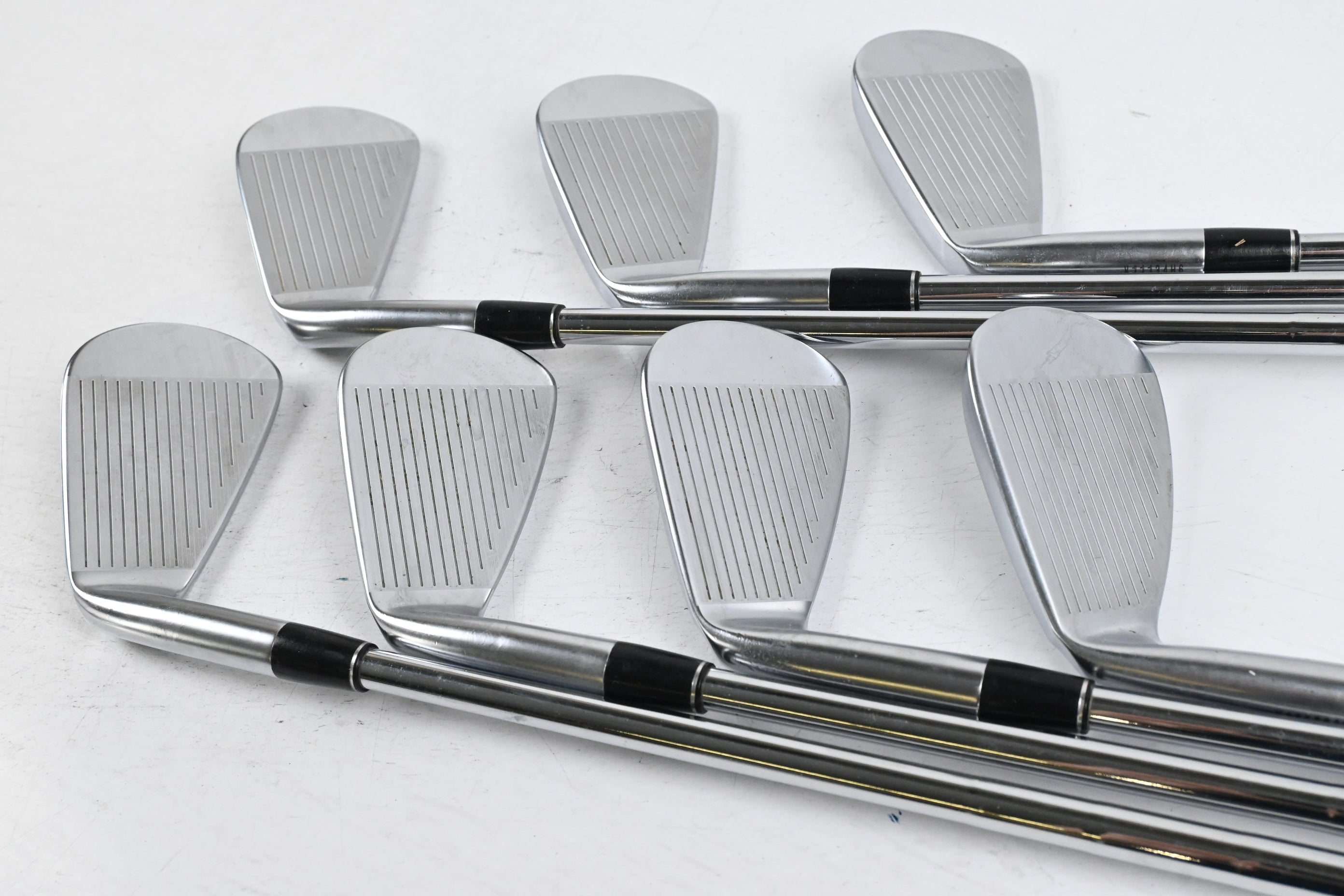 Srixon ZXi5 Irons / 5-PW+GW / Regular Flex KBS Tour Lite Shafts