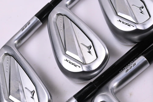 Mizuno JPX 925 Forged Irons / 5-PW / Regular Flex MMT 85 Shafts