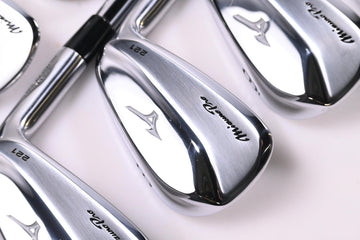 Mizuno Pro 221 Irons / 4-PW / Stiff Flex N.S.Pro Modus³ Tour 120 Shafts