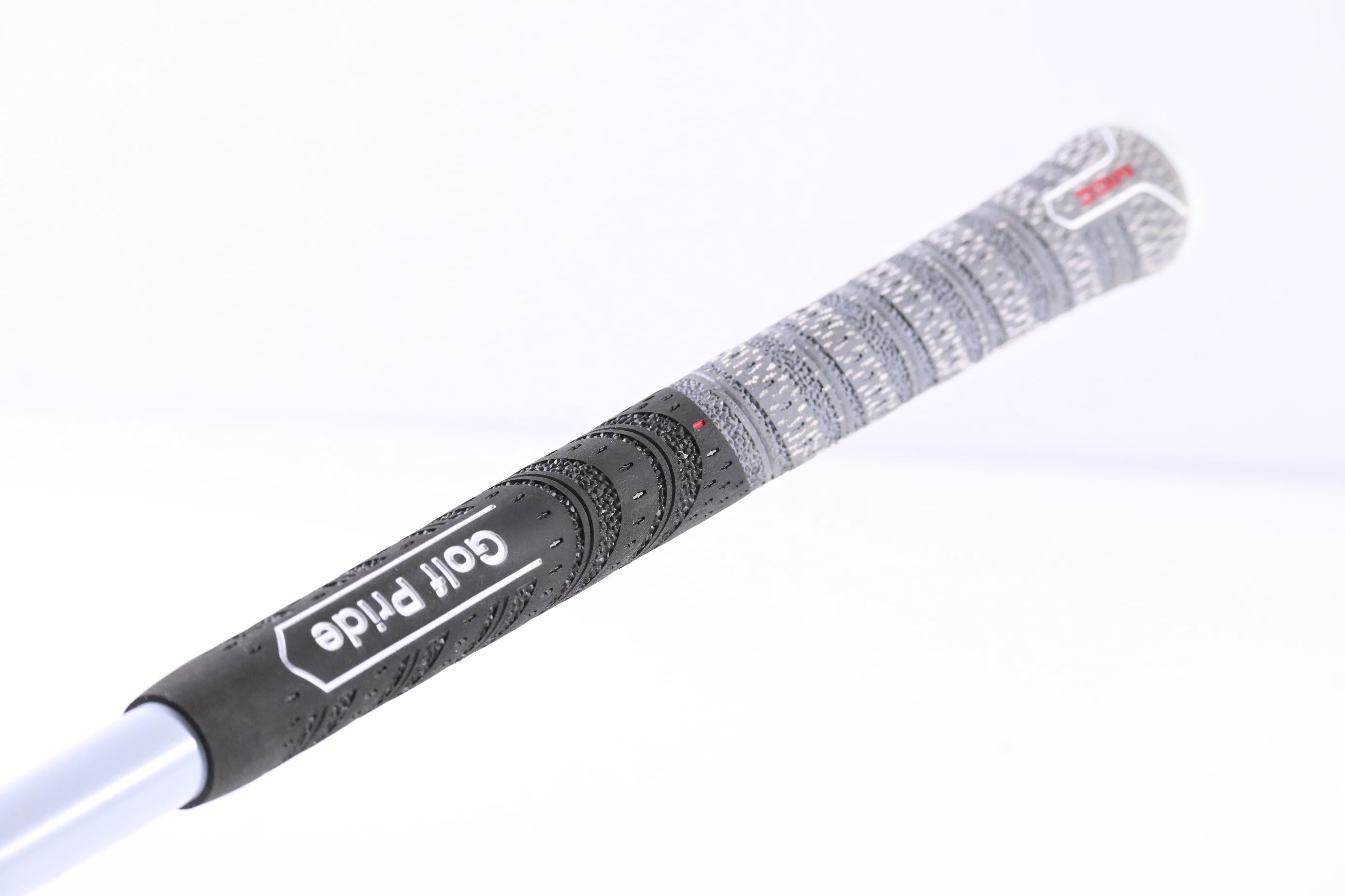 Titleist TSR3 Driver / 10 Degree / Regular Flex Fujikura Air Speeder 45 Shaft
