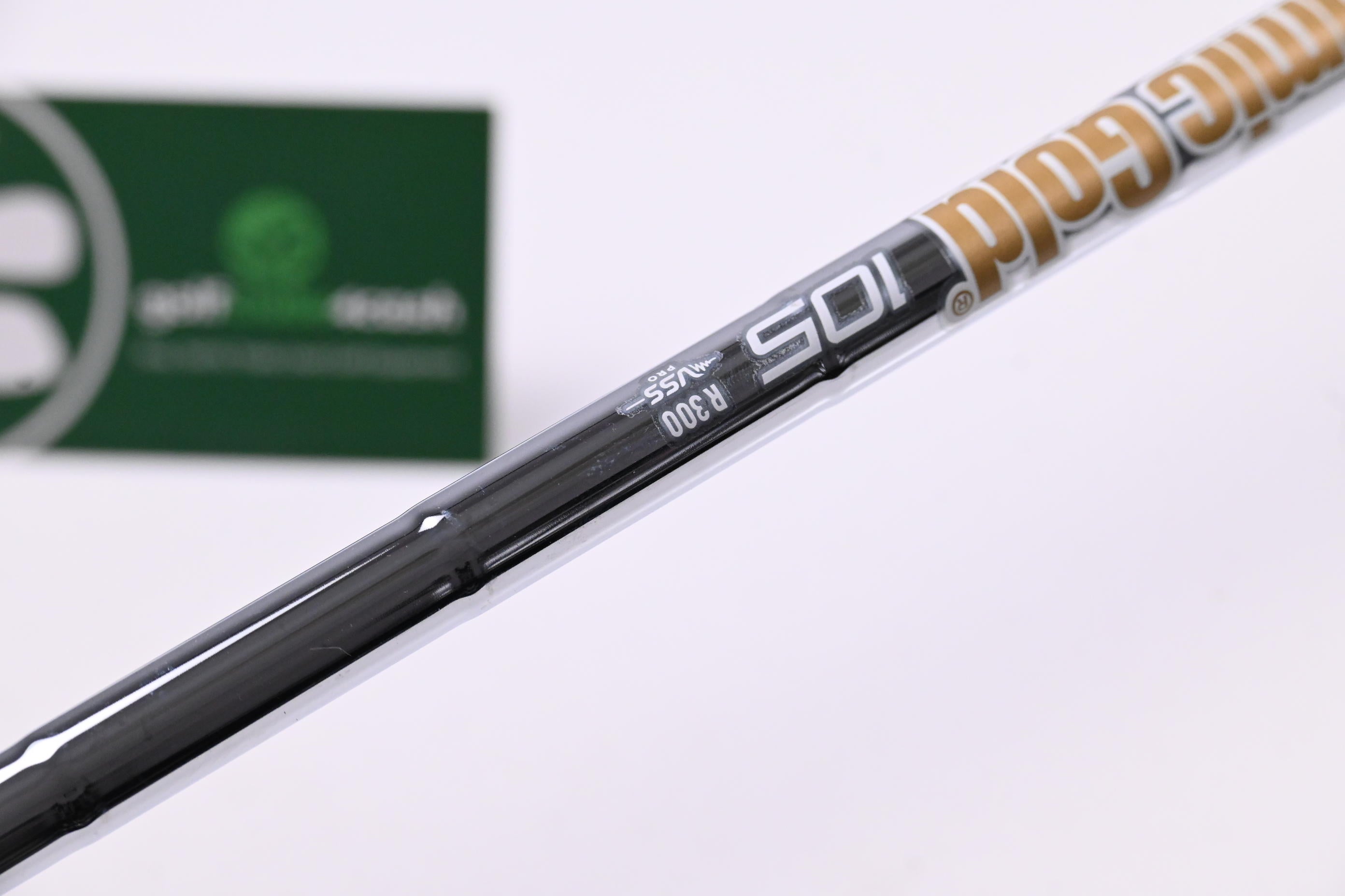 Left Hand Callaway Paradym Ai Smoke #7 Iron / Regular Flex Dynamic Gold 105 R300