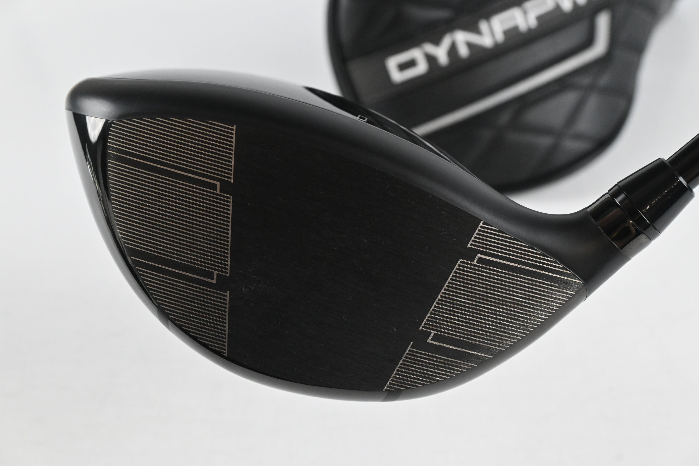 Wilson DYNAPWR 2025 Carbon Driver / 9 Degree / X-Flex Kai'li White 60 Shaft