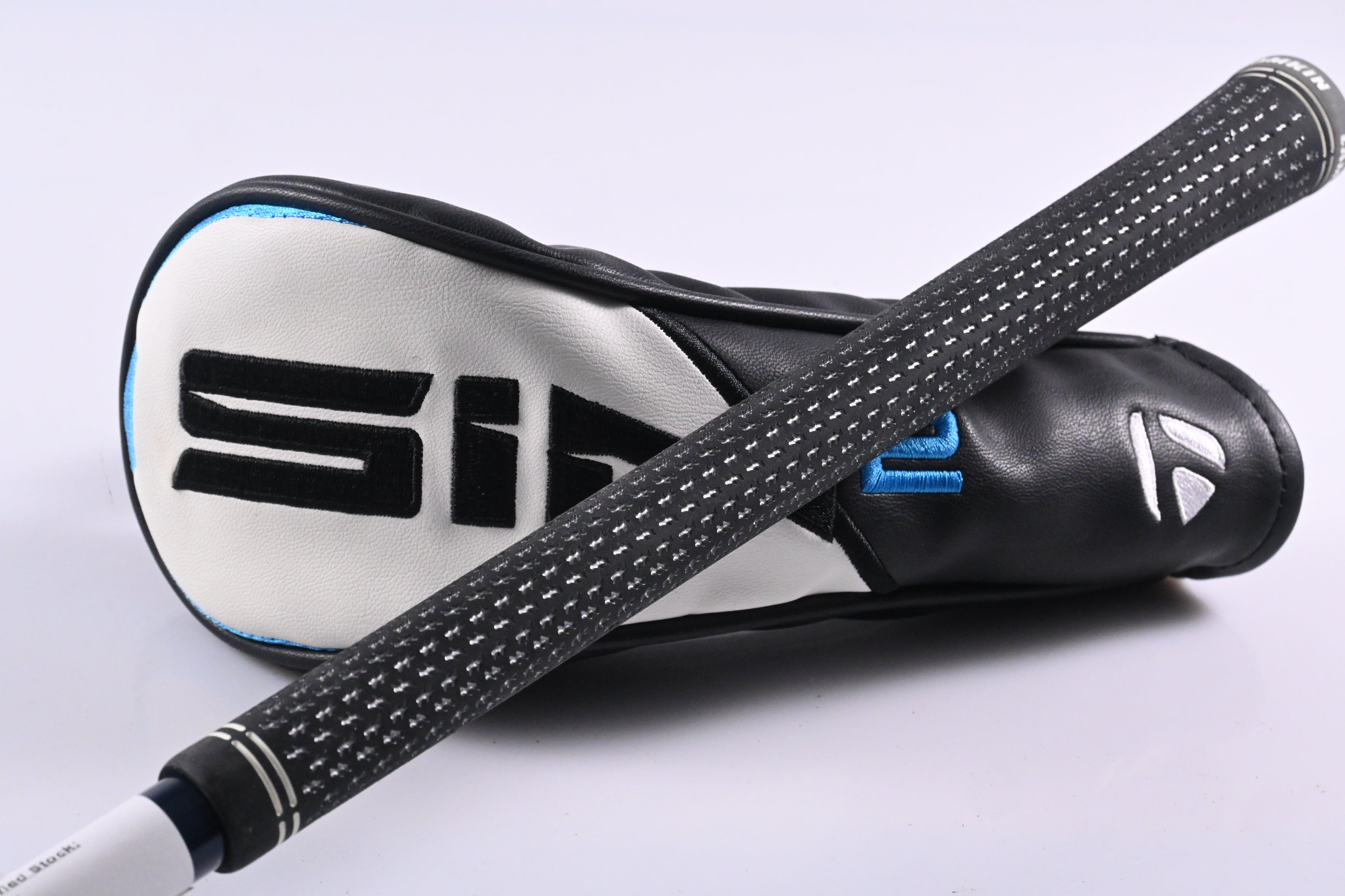 Taylormade SIM2 Max #3 Hybrid / 19 Degree / Regular Flex Fujikura Ventus Blue 6