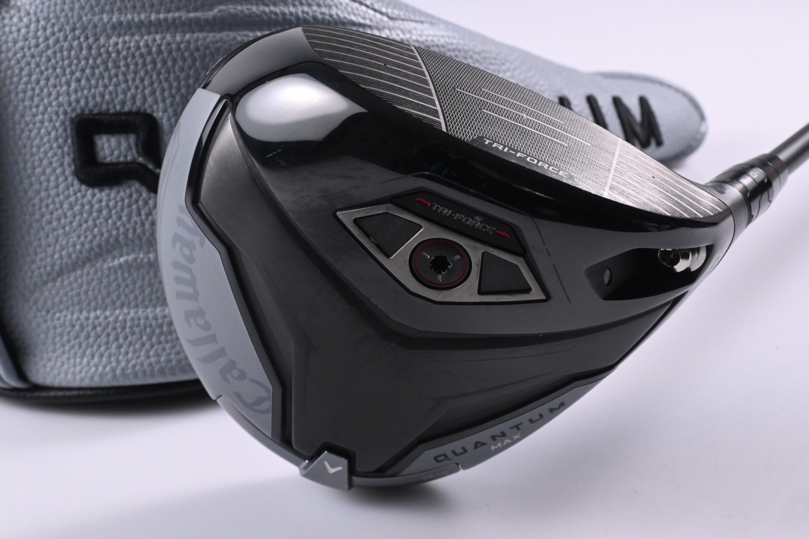 Tour Issue Callaway Quantum Max Driver / 10.5 Degree / Stiff Flex Aldila Rogue