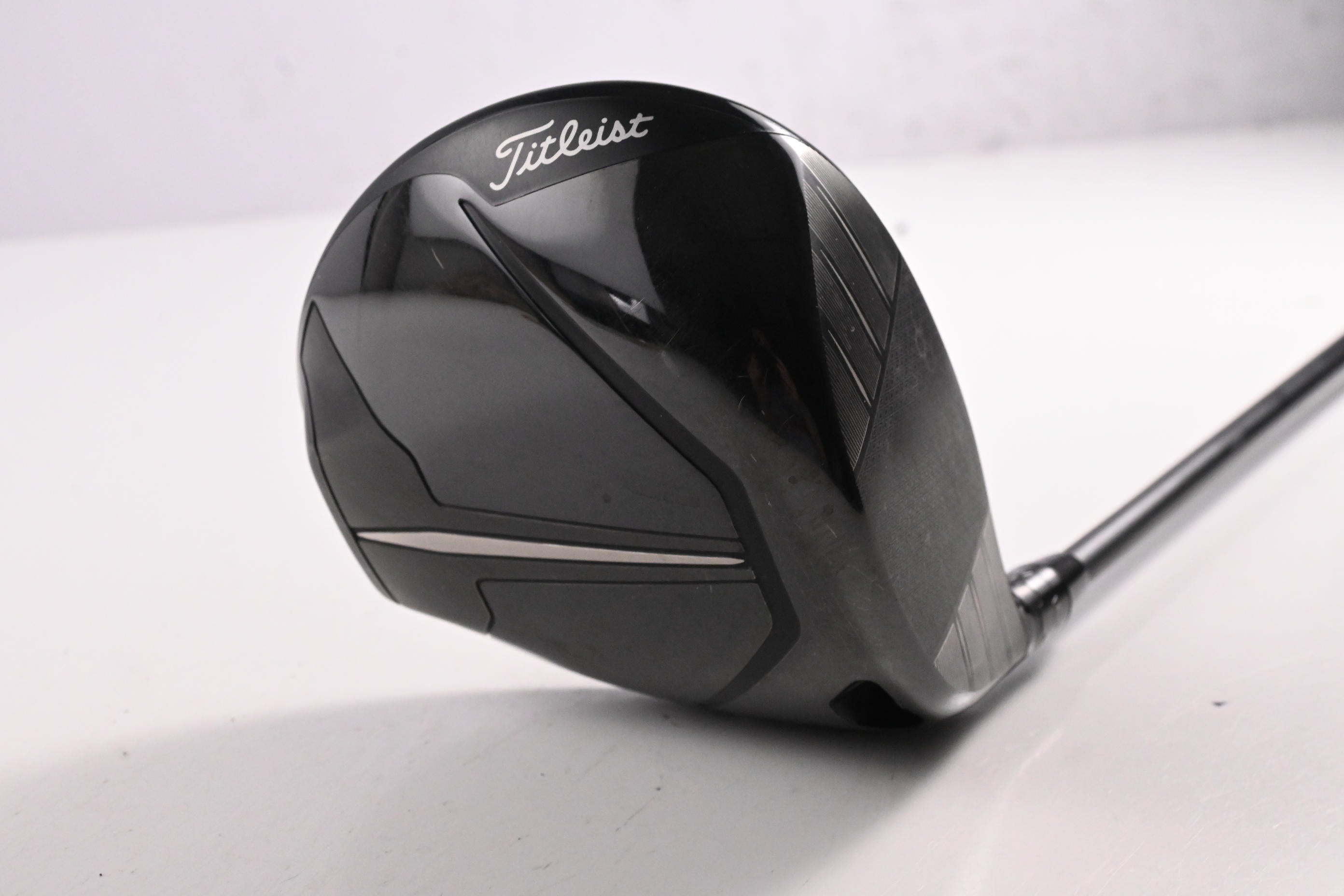 Titleist TSR2 Driver / 8 Degree / Regular Flex HZRDUS Red Gen4 CB 50 Shaft