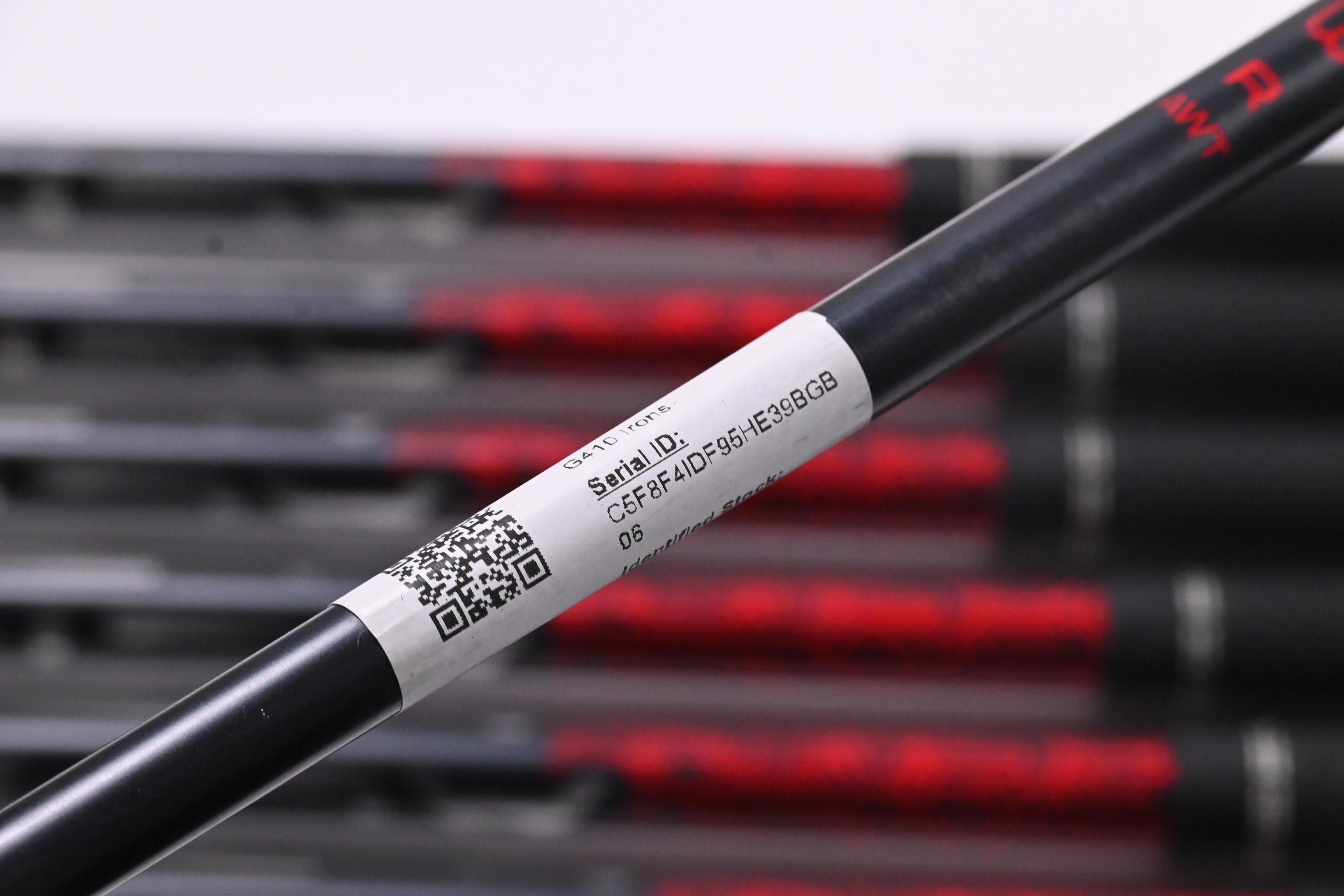 Ping G410 Irons / 5-PW+GW+LW / Blue Dot / Regular Flex Ping Alta CB Red Shafts
