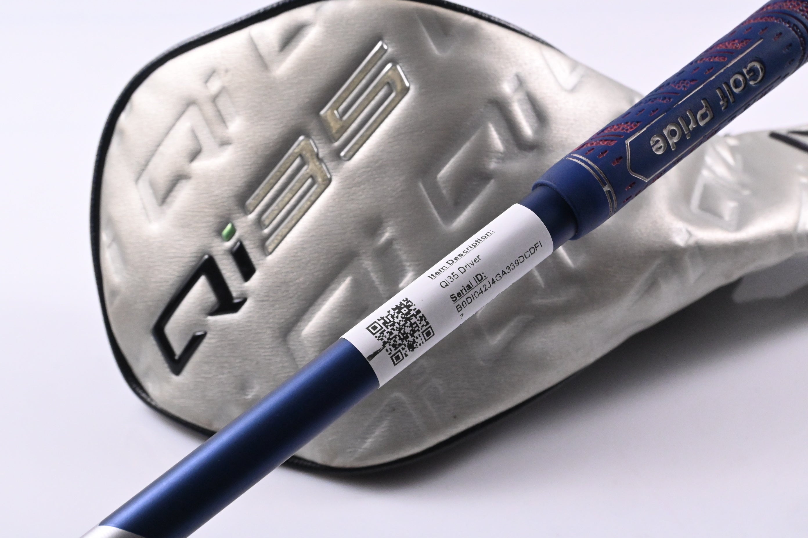 Taylormade Qi35 Driver / 10.5 Degree / Regular Flex Ventus Blue 5 Shaft