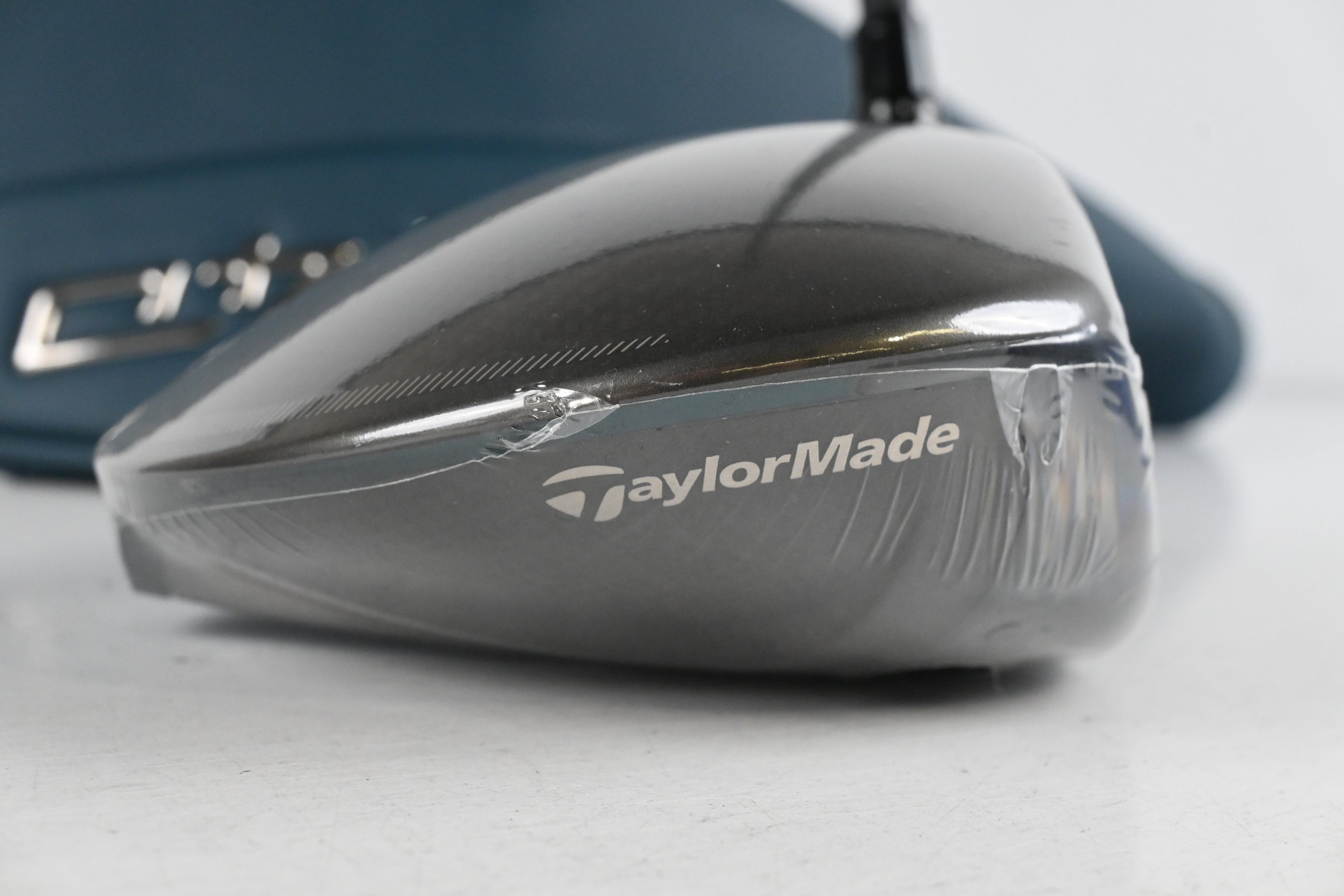 Taylormade Qi4D Driver / 9 Degree / Stiff Flex Reax Blue 50 Shaft