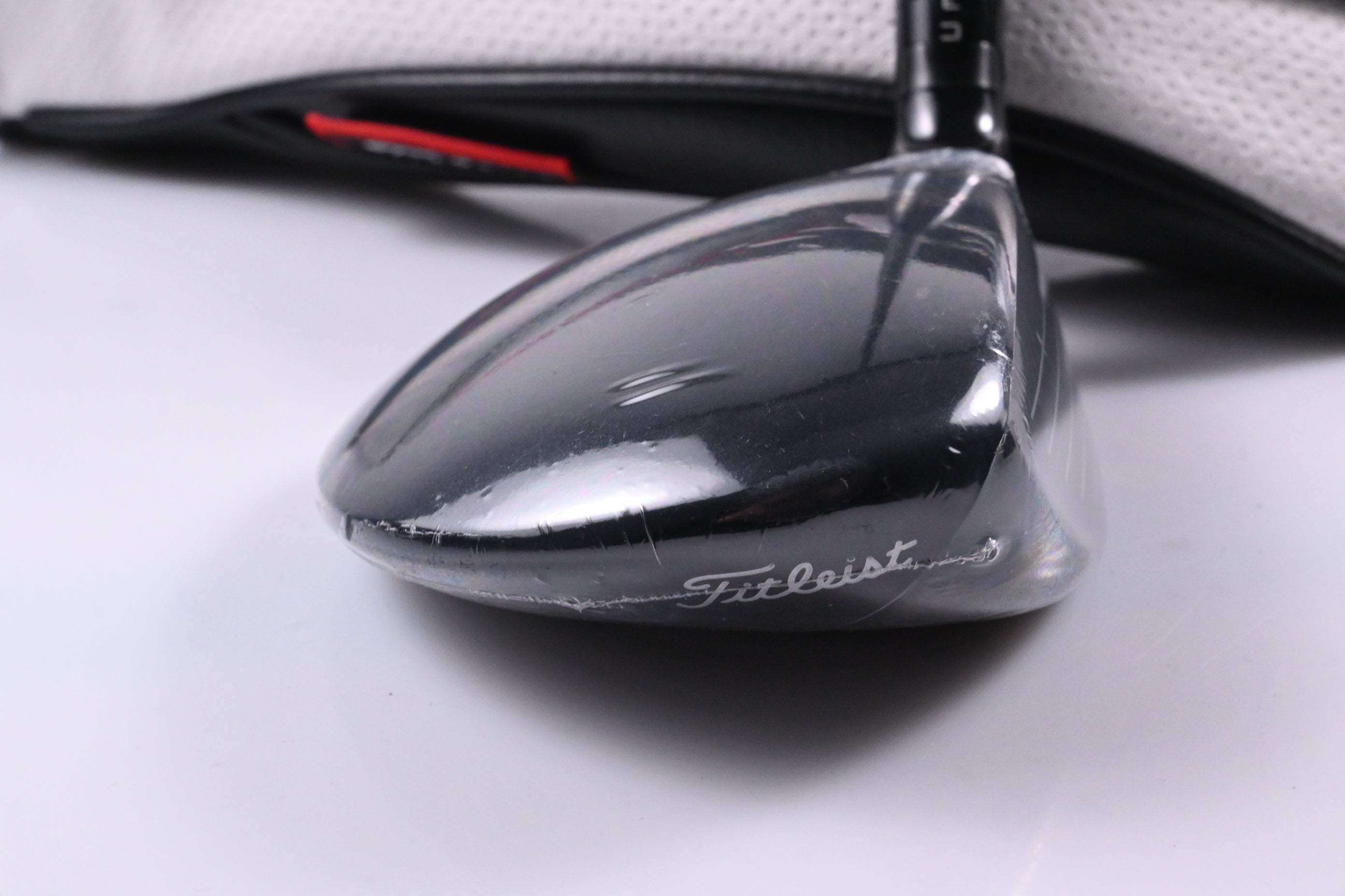 Titleist GT2 #3 Wood / 16.5 Degree / Stiff Flex Project X HZRDUS GEN5 Black 70