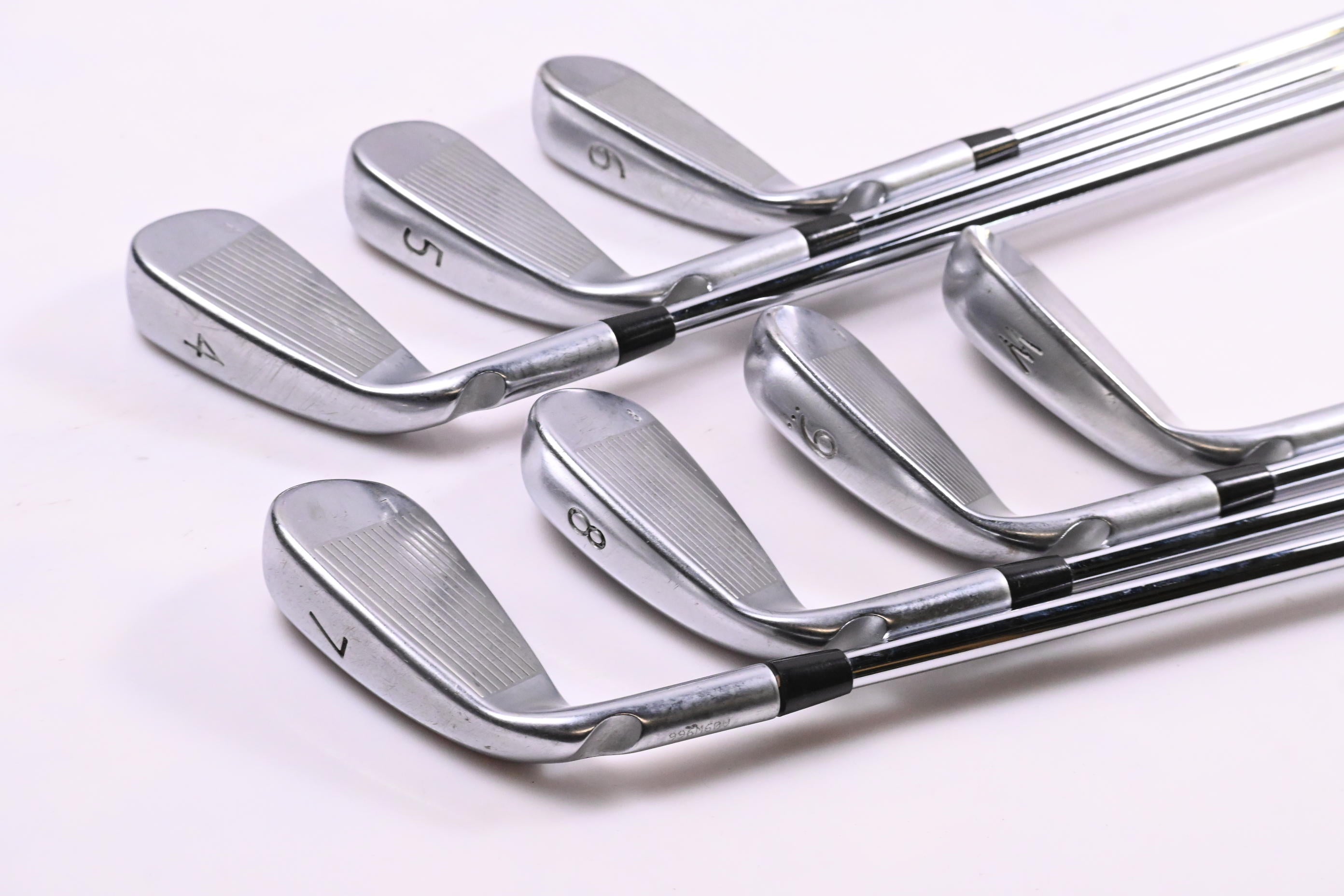 Ping G400 Irons / 4-PW / Blue Dot / Regular Flex Ping AWT 2.0 Shafts